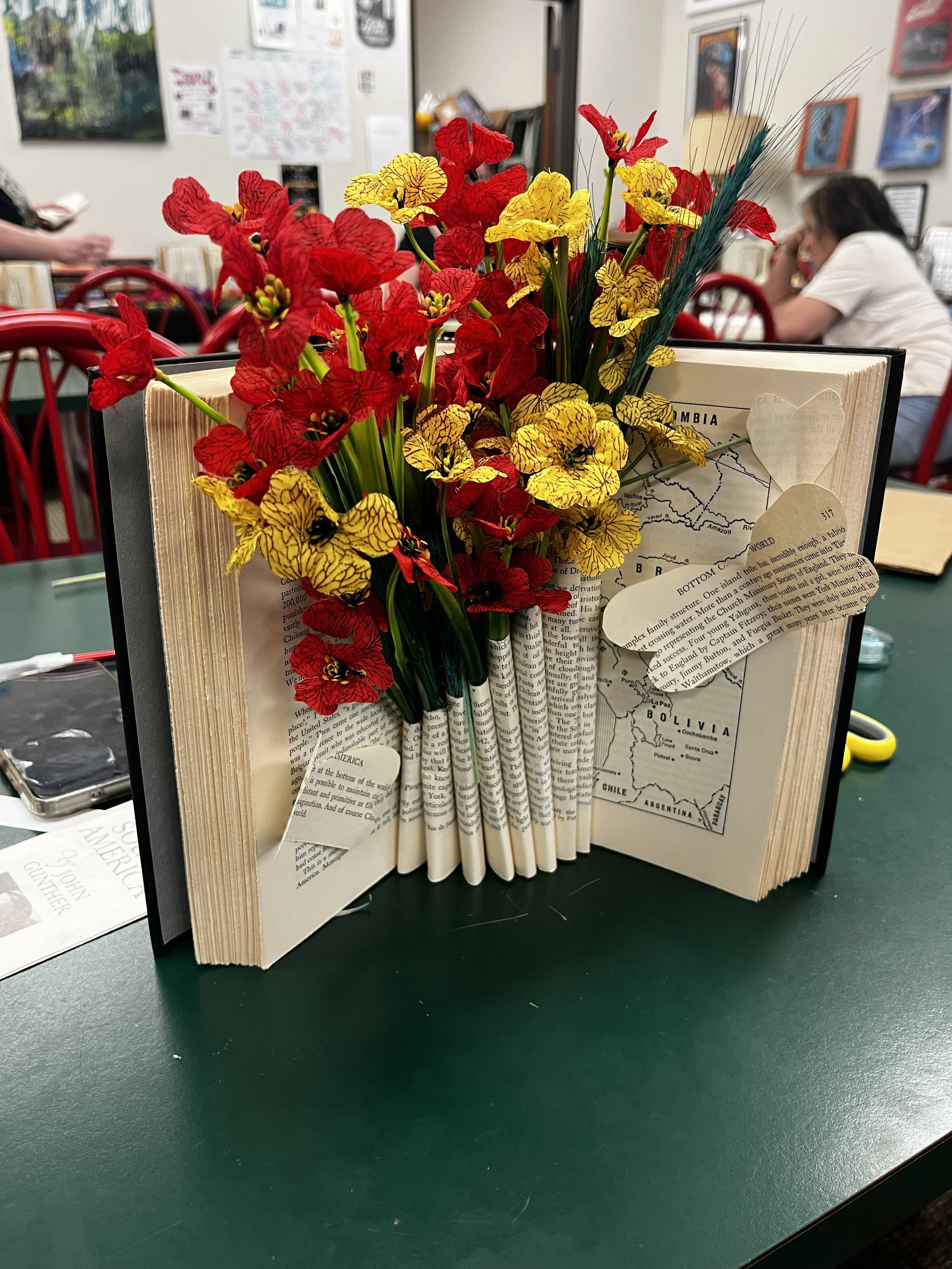 Book Vase Class