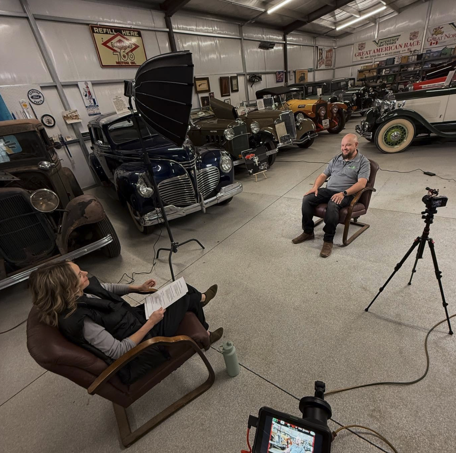 Reverie_Creative_Agency_Videography_on_set.png