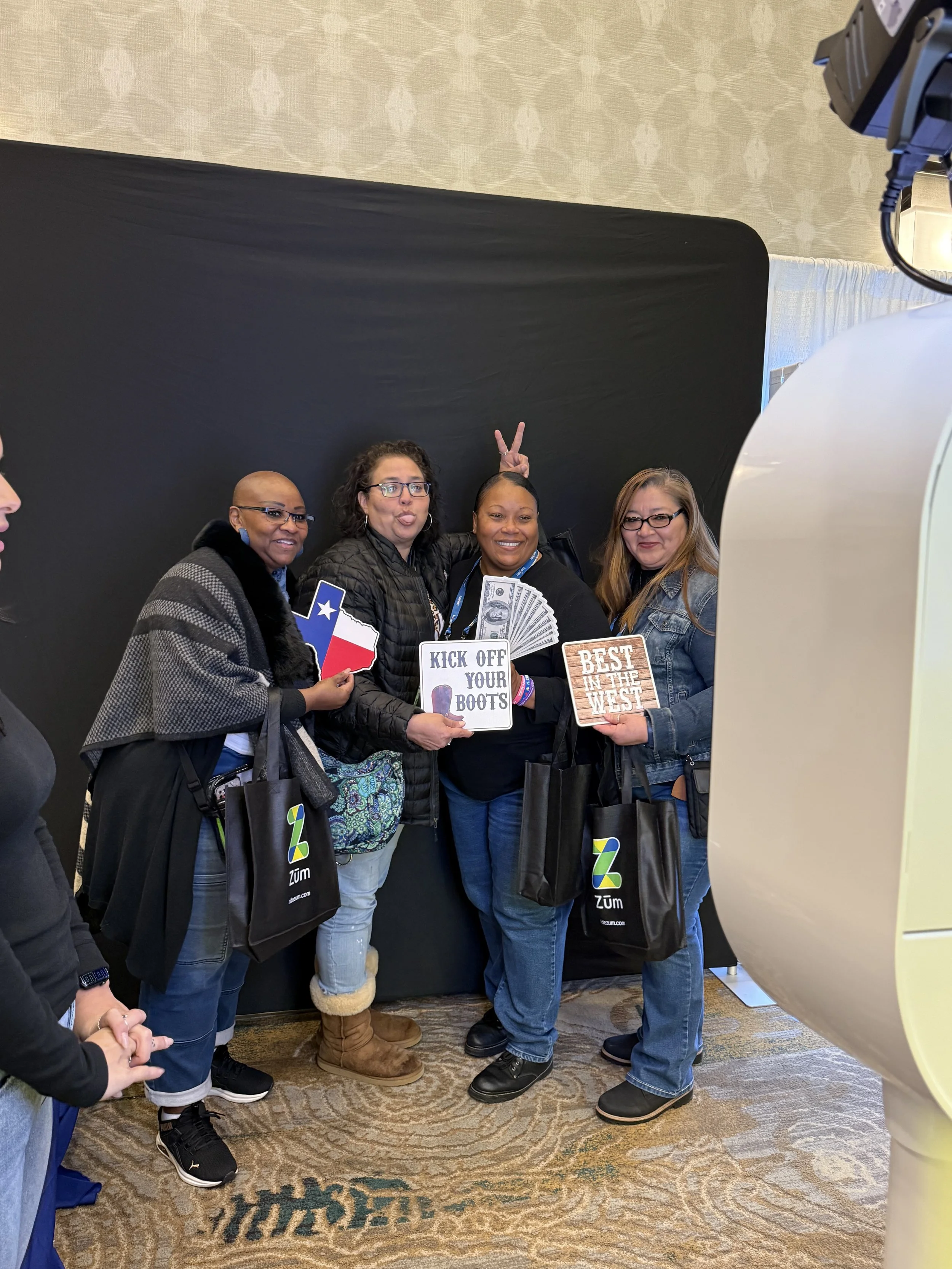 How to Make Your Corporate Event Unforgettable with a Photo Booth