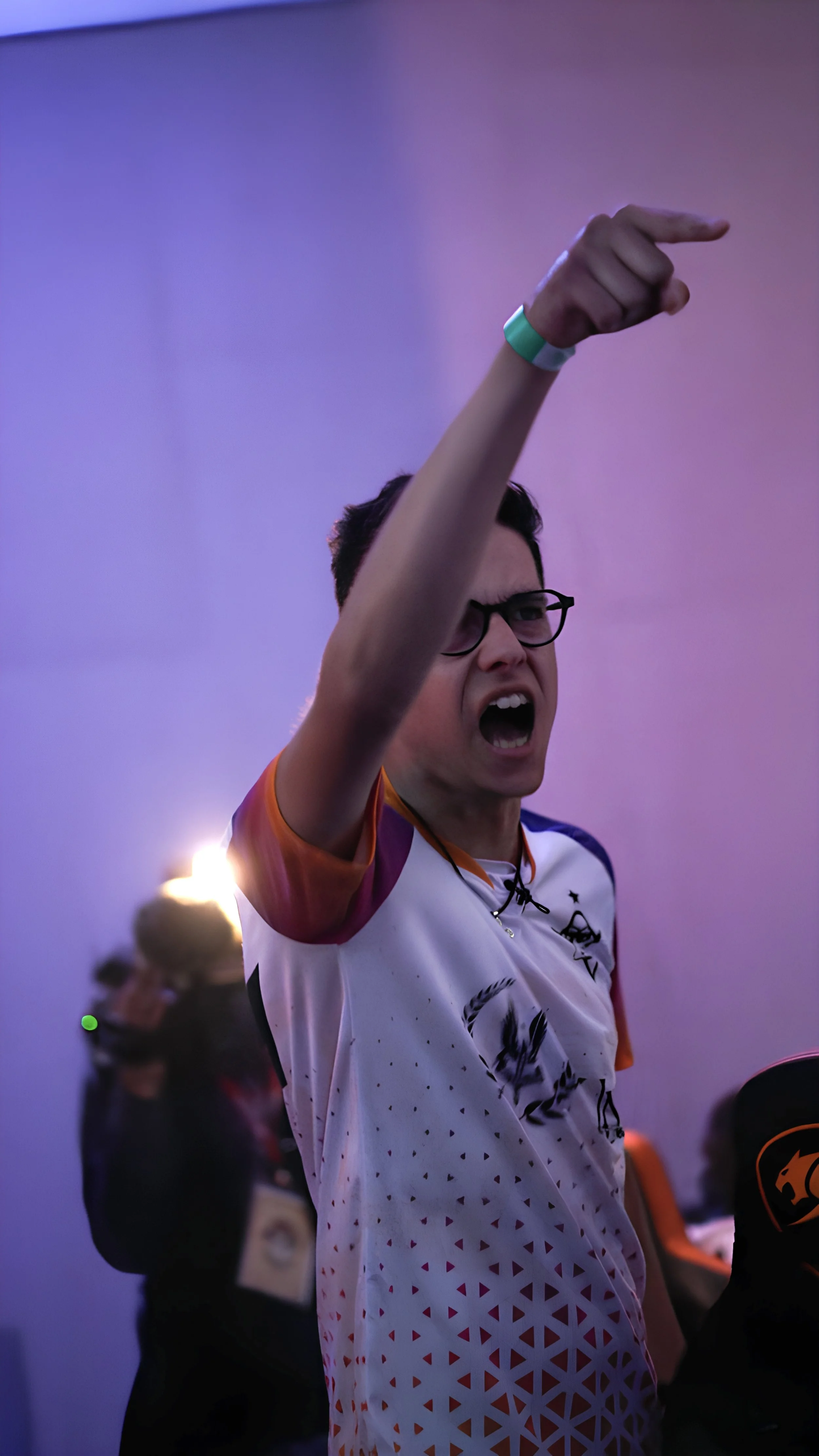 NEXUS-CRI-EDITE-V3 APRES IPHONE.jpg