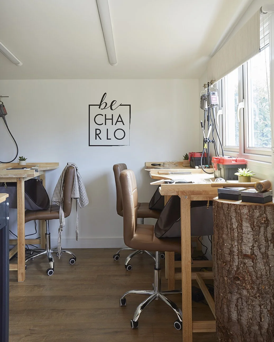 beCharlo Jewellery Studio - A dedicated jewellery studio on the Isle of Wight where collections, commissions, remodels and workshops are created and delivered.