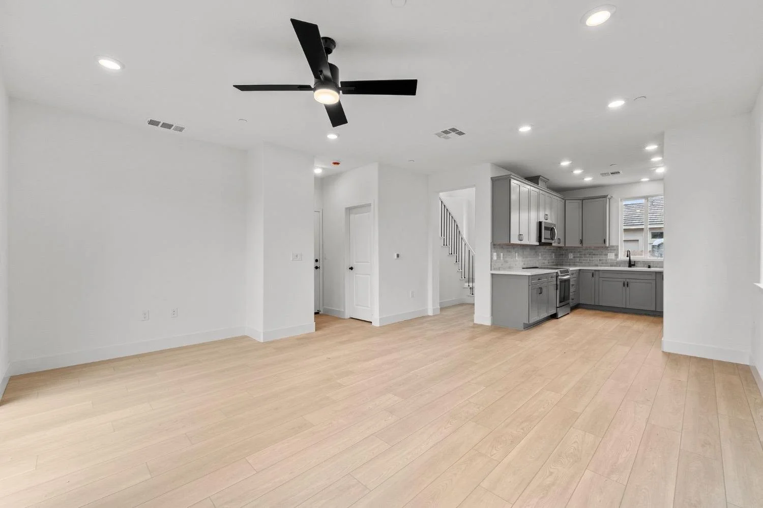 Great Room & Kitchen