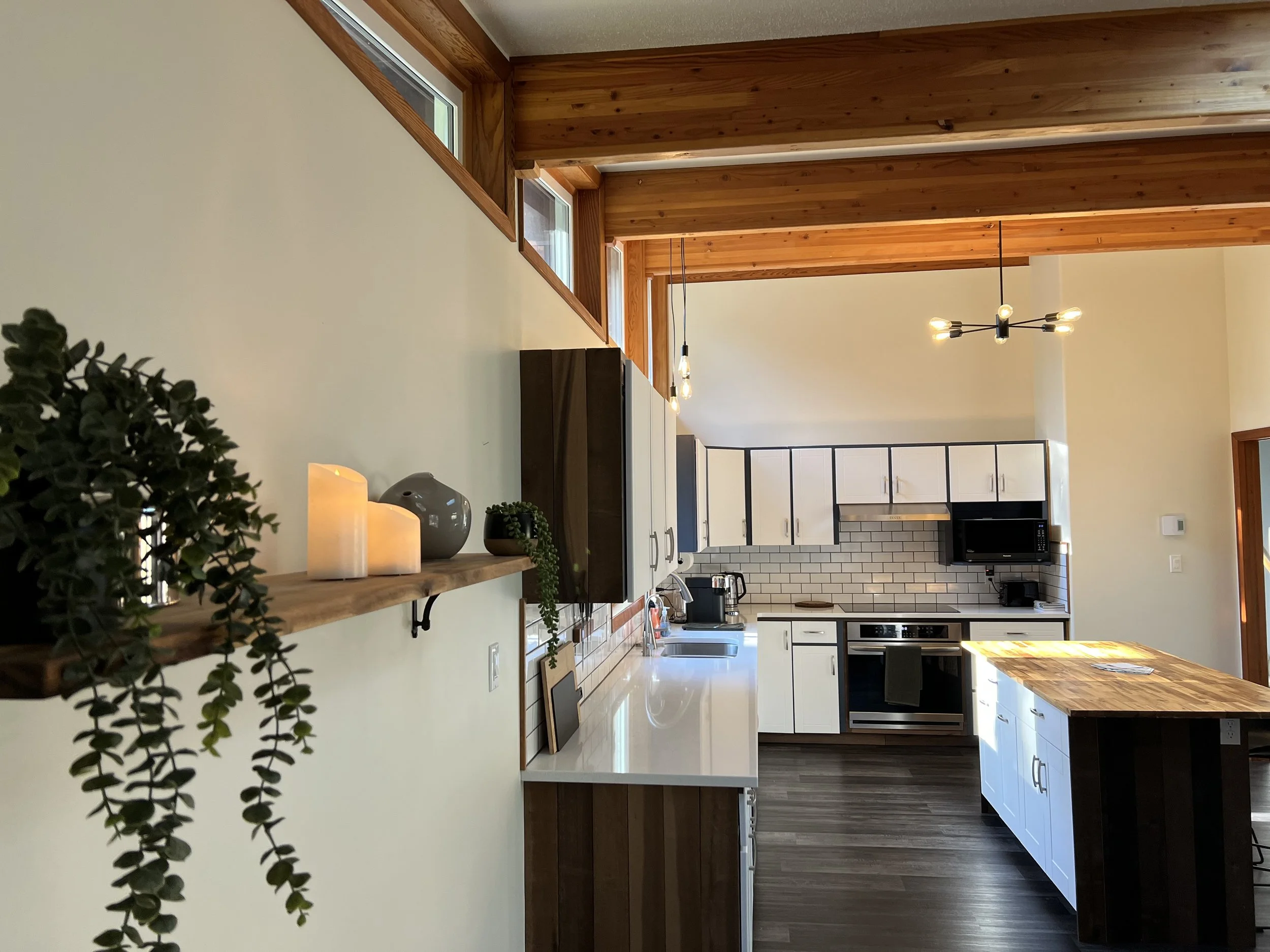 spacious kitchen at mindwell house