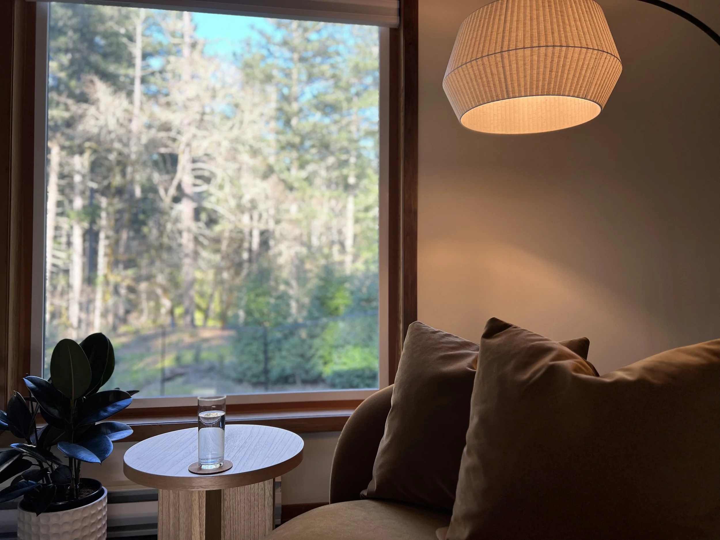 fireplace and seating area at mindwell house