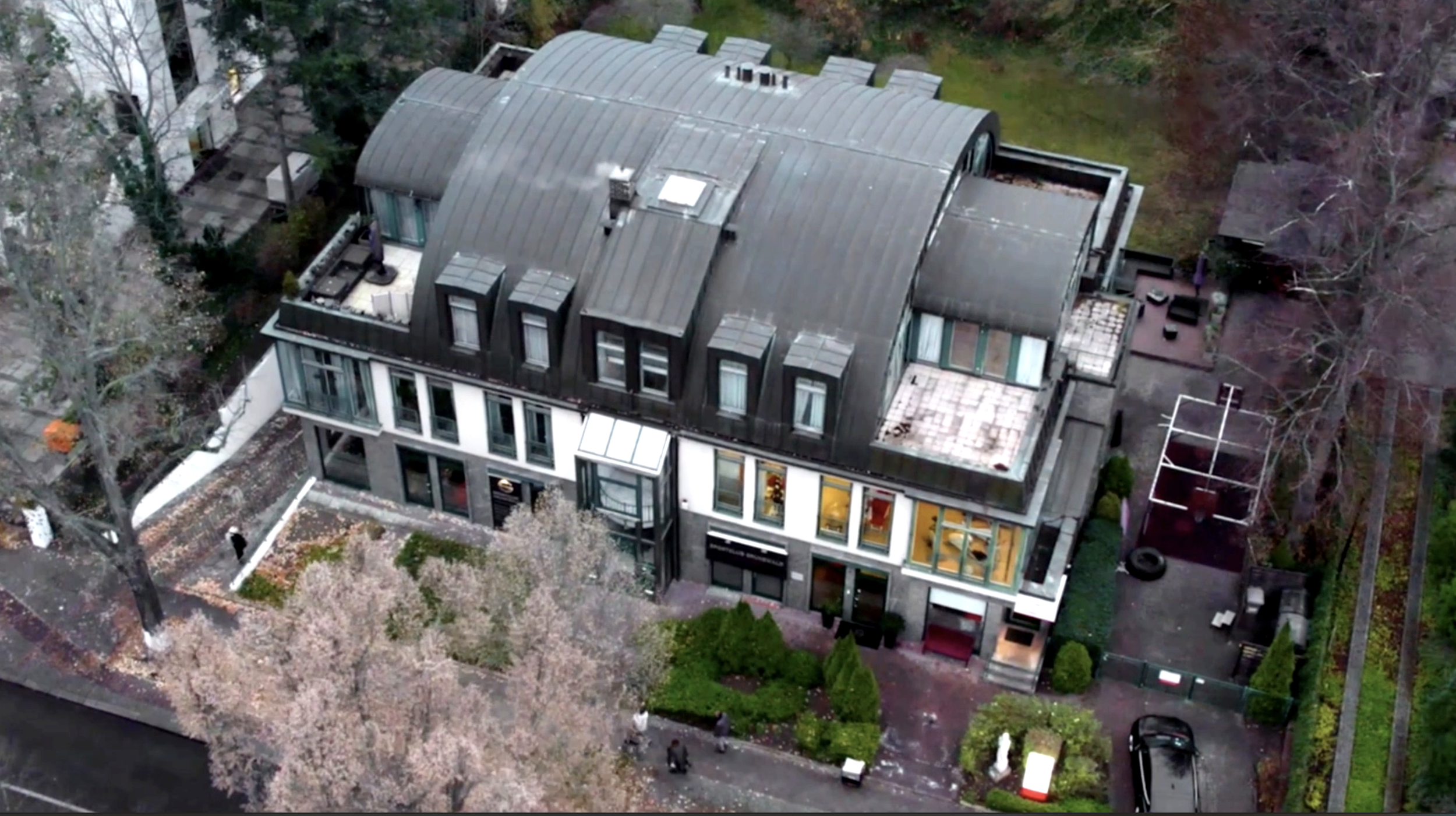 Sportclub Grunewald Berlin Ansicht Upscale.png