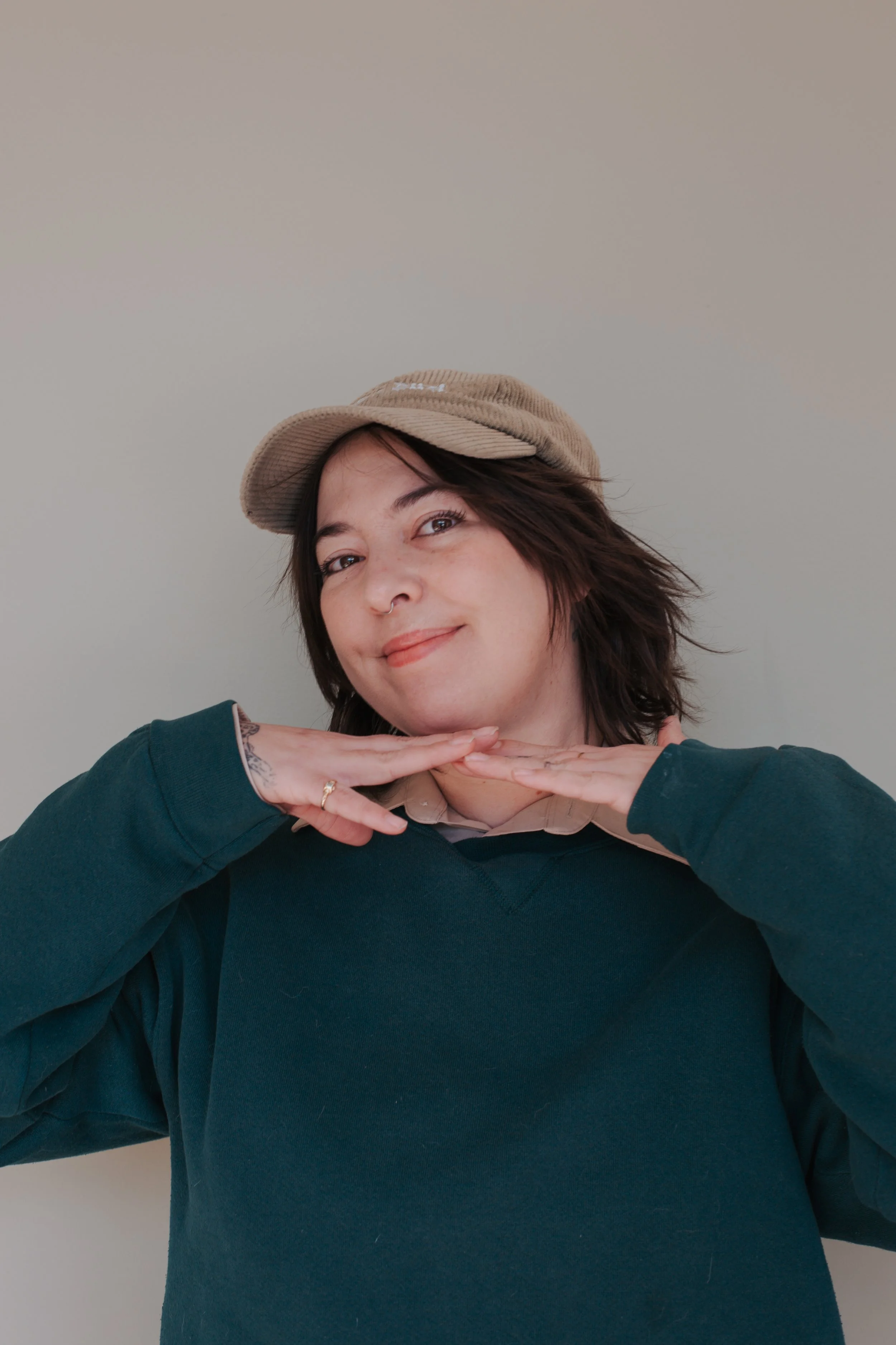 Samm Jones, cutting specialist