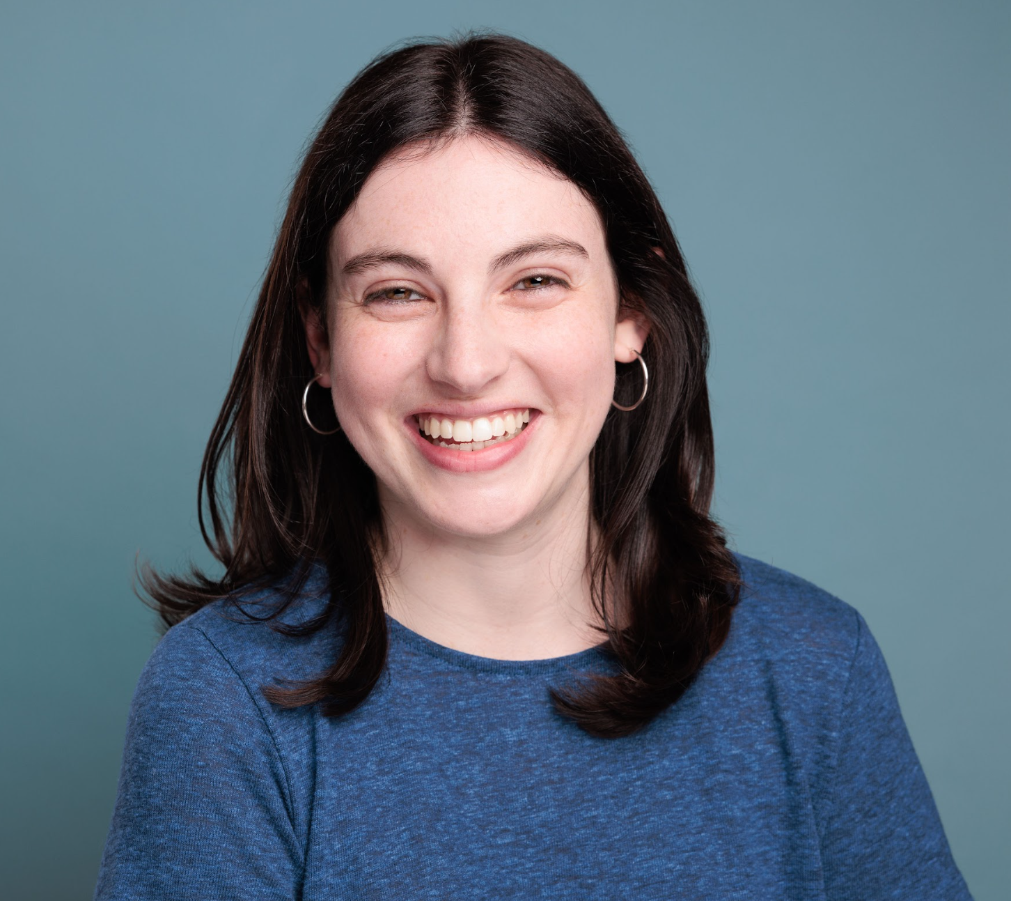 Rachel Siegel, LICSW, therapist for young adults and adolescents in Massachusetts and Maine.