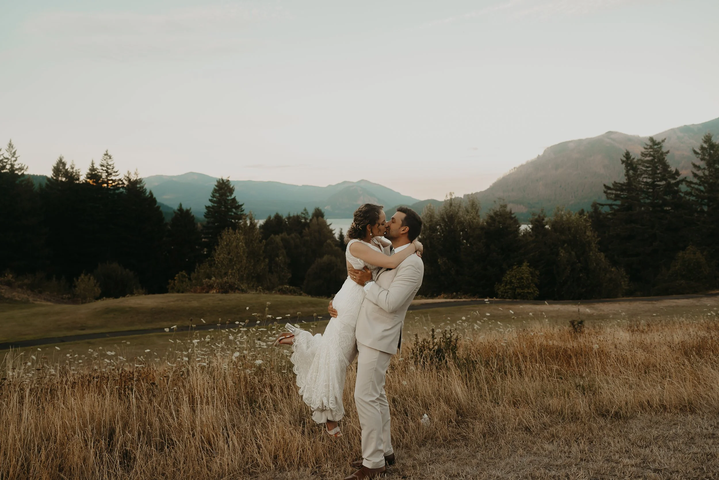 Sara + Wyatt | Skamania Lodge