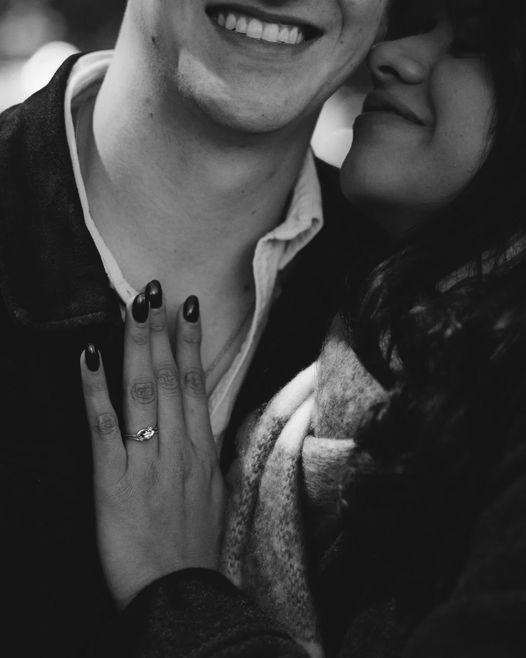 The perfect downtown Missoula proposal in front of the Higgins Christmas tree!
Congratulations, Kyle and Iliany💍