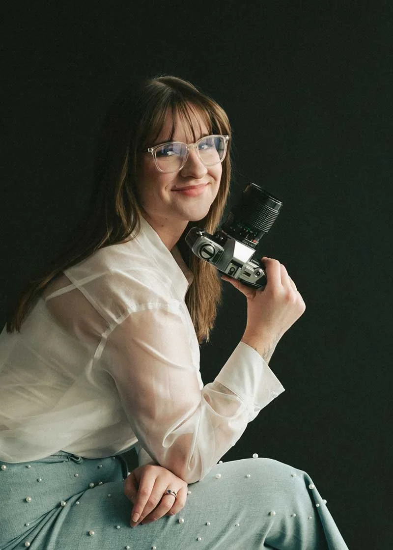 EllieAna Wicker, a Montana wedding and engagement photographer based in Missoula, MT.