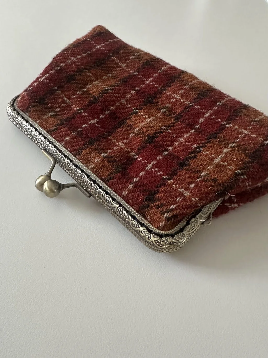 Plaid Wool Clasp Purse