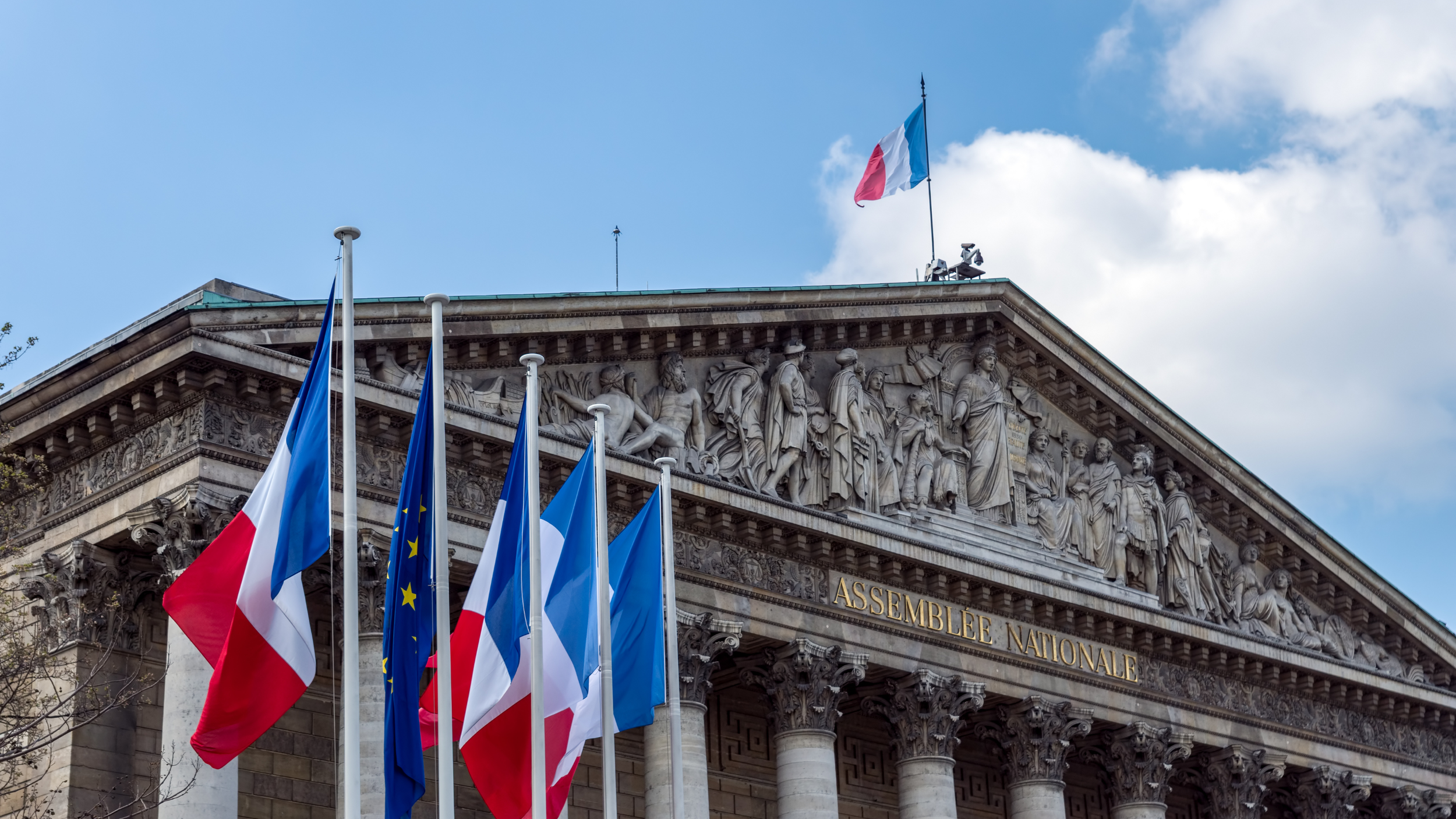Naturalisation 2026 : niveau B2, examen civique, tests TCF/TEF.