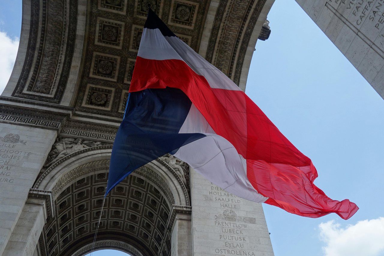 Drapeau français symbolisant une démarche d’effacement de casier judiciaire