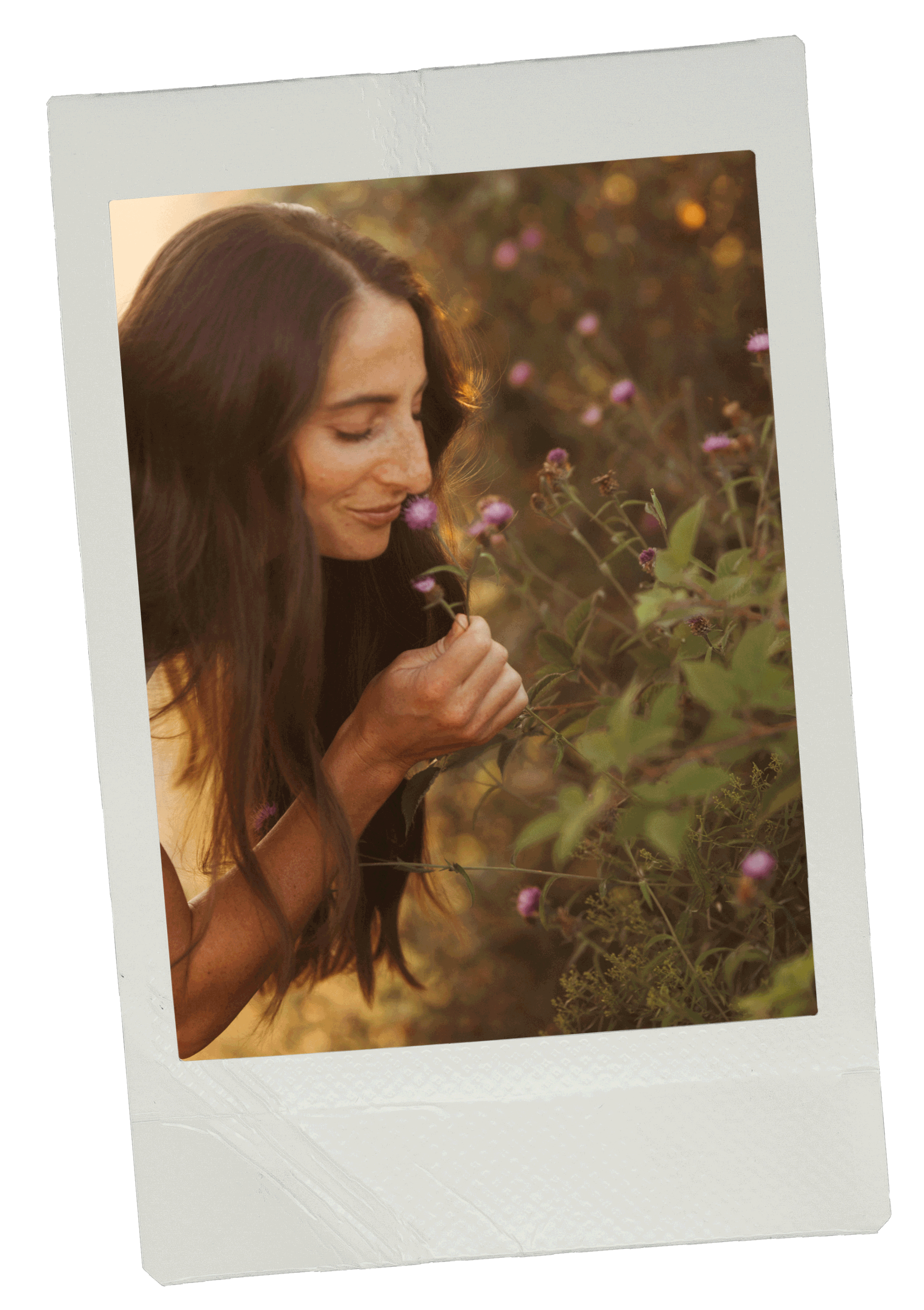 Rotating images of the Beyar sisters