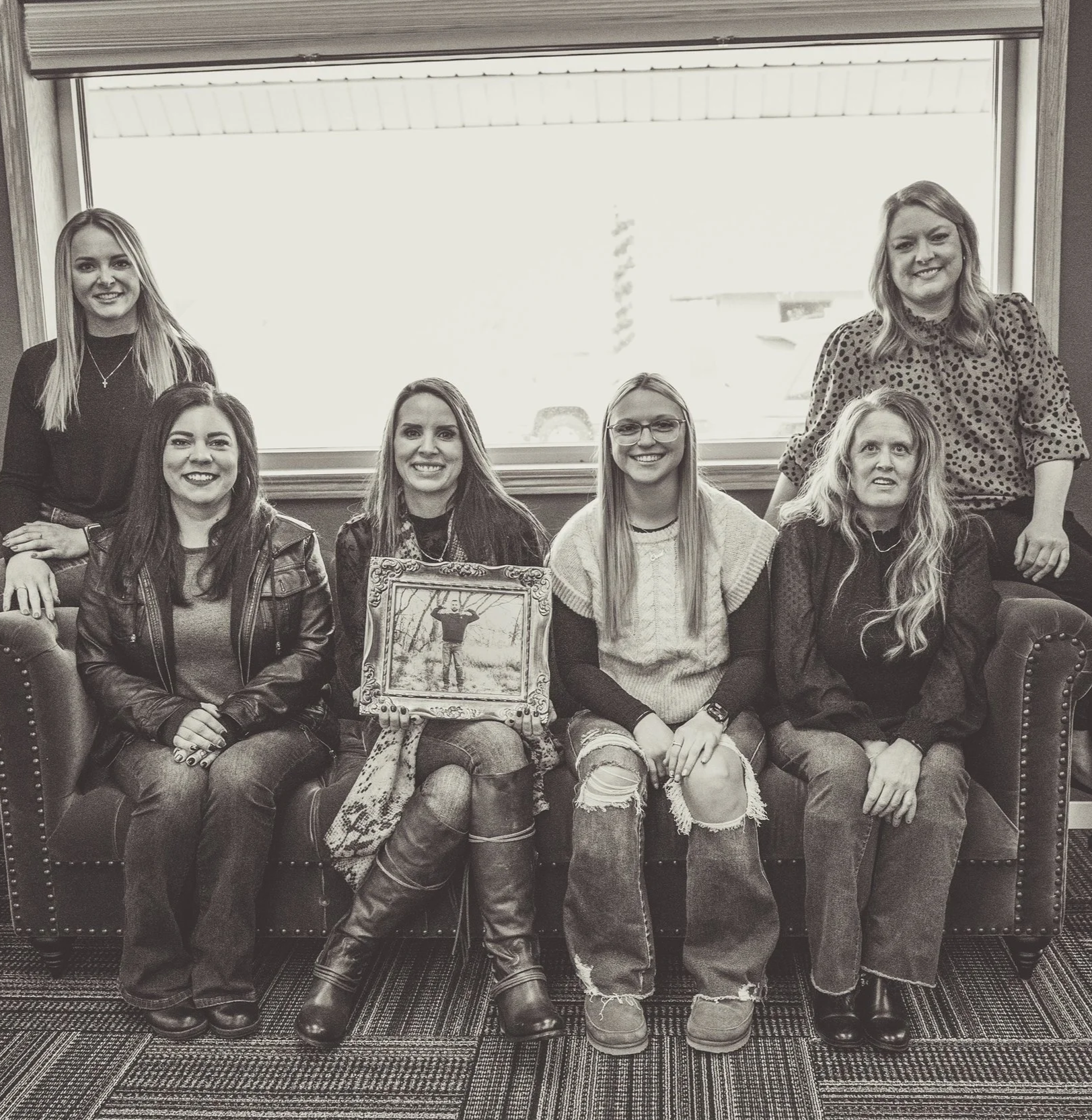 Start your logistics career with Fox Logistics. Apply now and grow with a people-first, service-driven team.