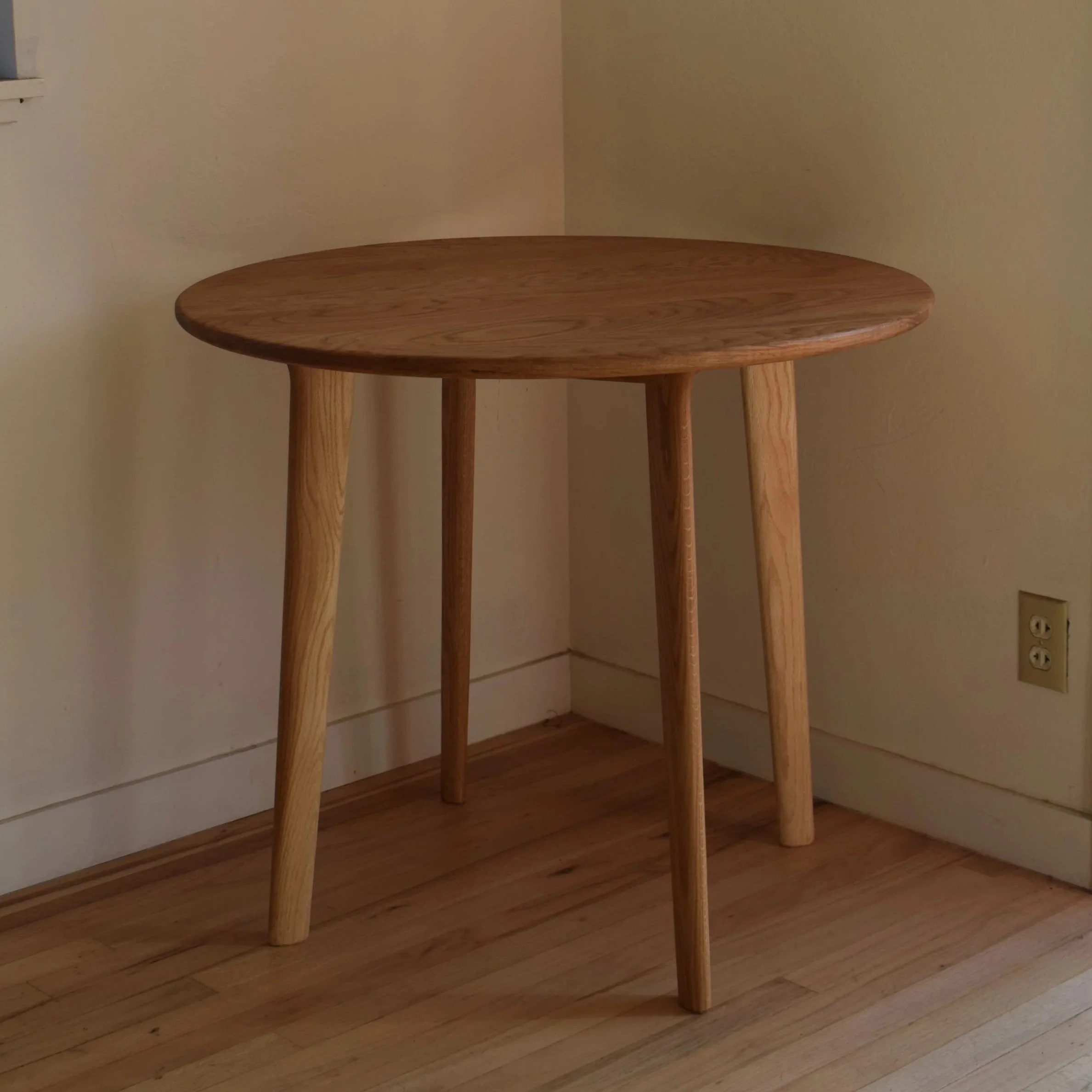 Nook Table