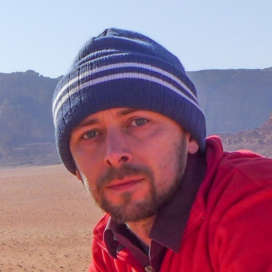 THE TIM TRAVELLER