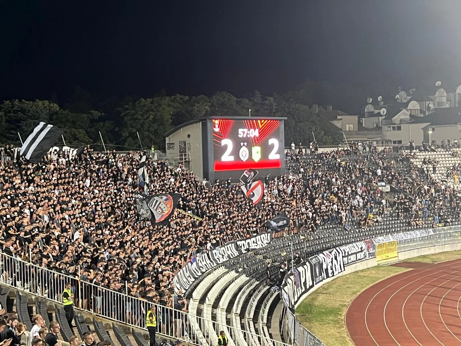 b331cacf-5322-4094-baf4-e33ccddf4481.jpg