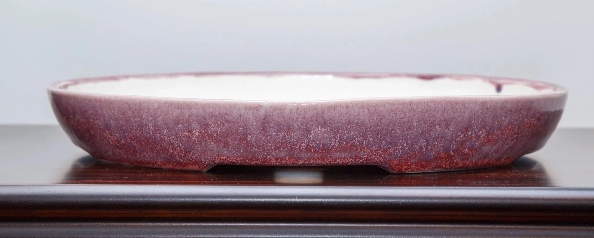 O004 porcelain 29 x 25.5 x 3.7 cm 130