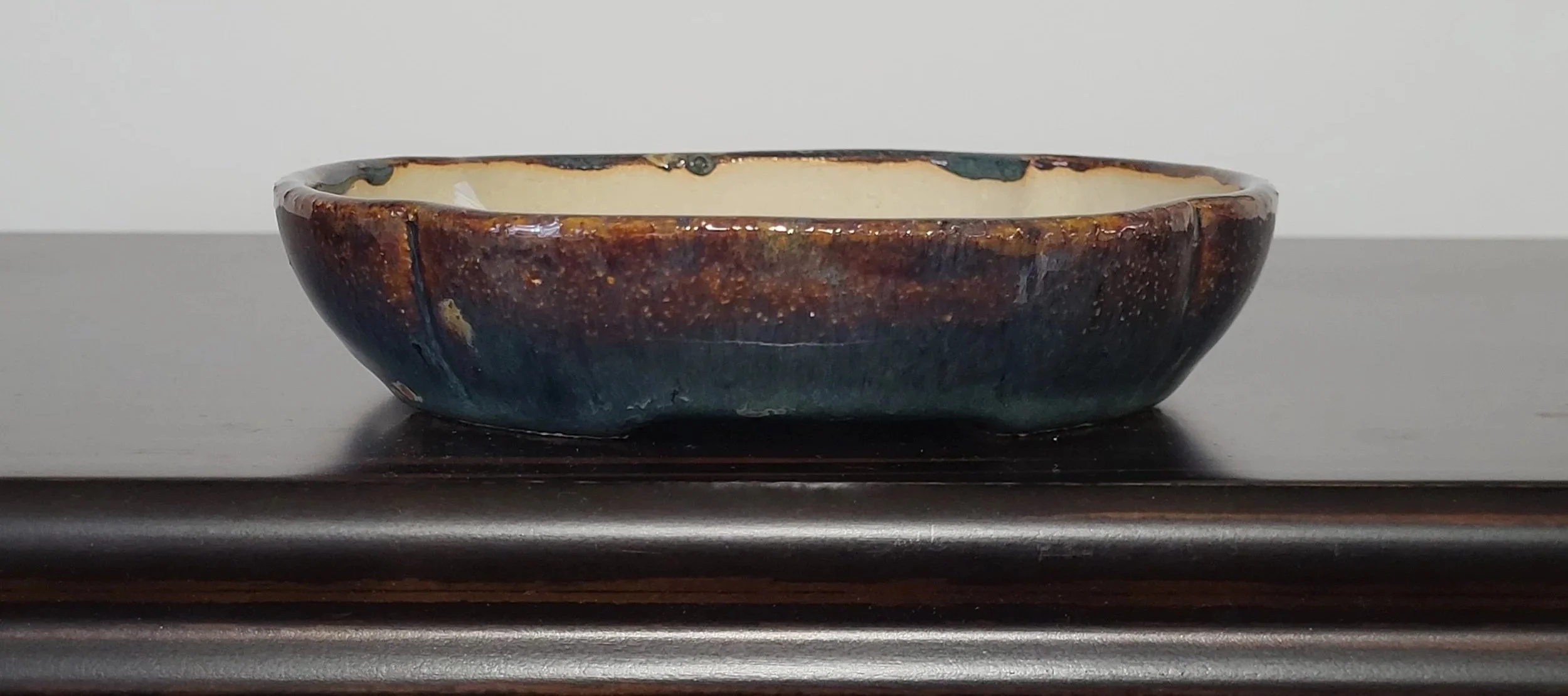 M034 14.9 x 13.5 3.2 cm 50