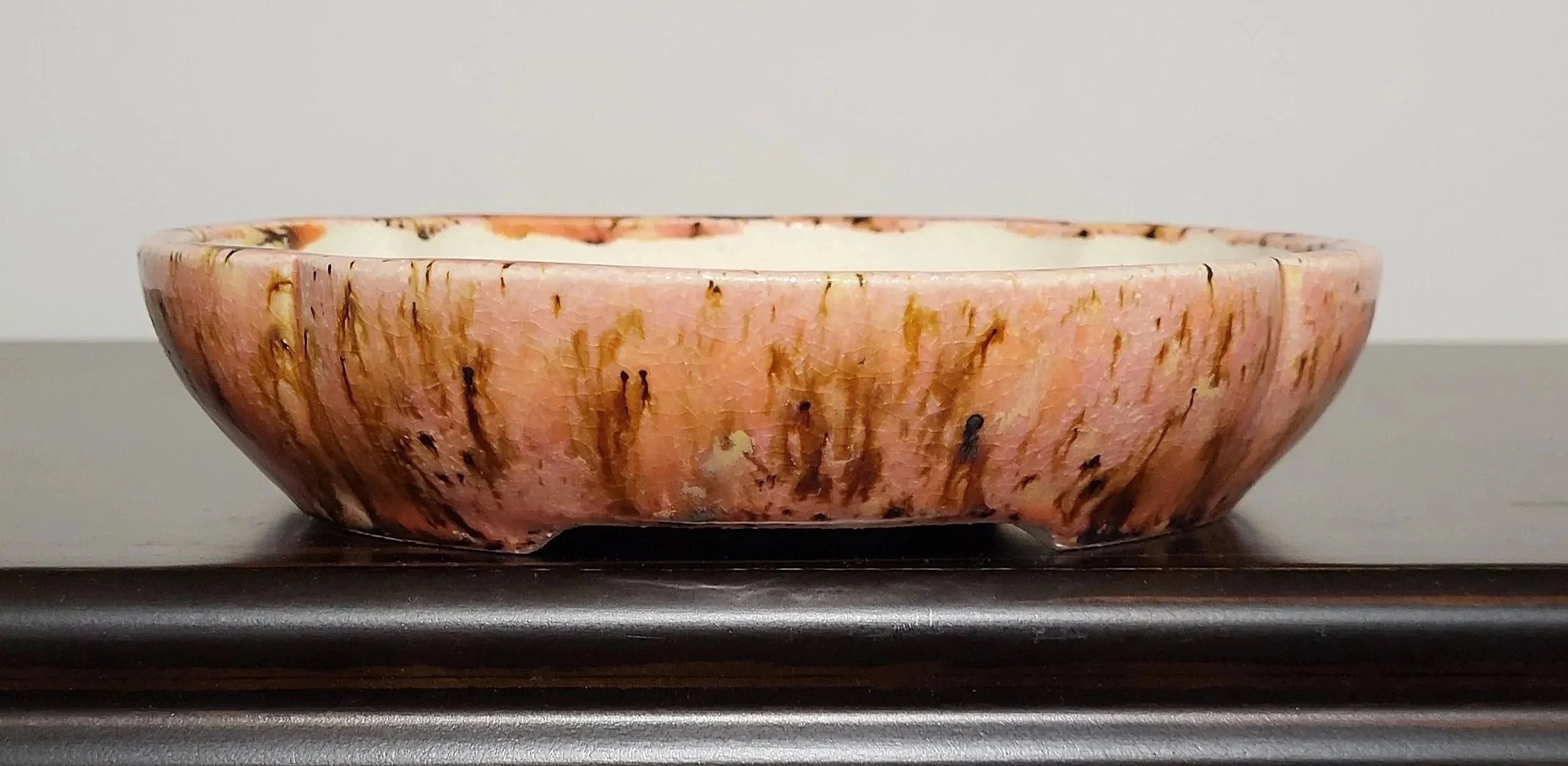 M024 18 x 16.5 x 4 cm 70