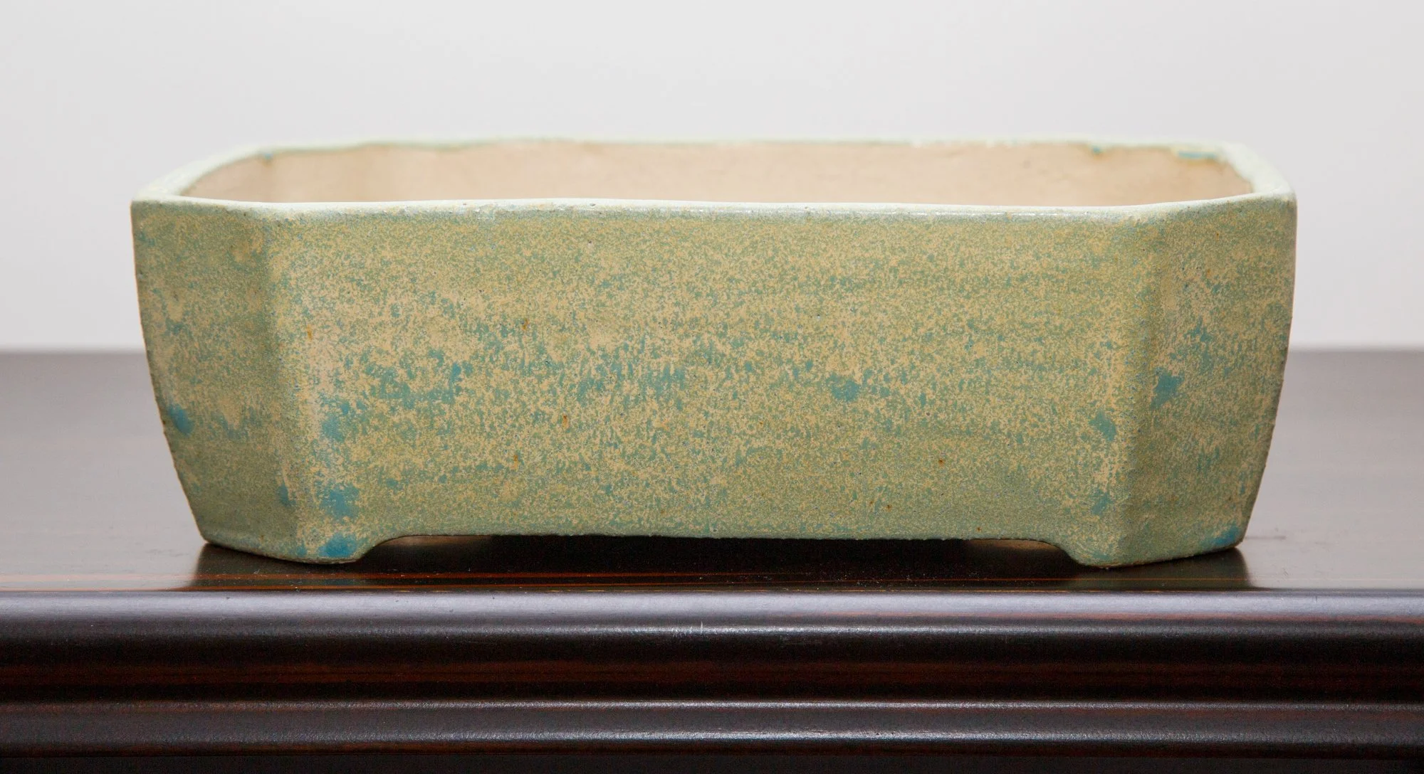 R080 19.3 x 16.5 x 6 cm 80 