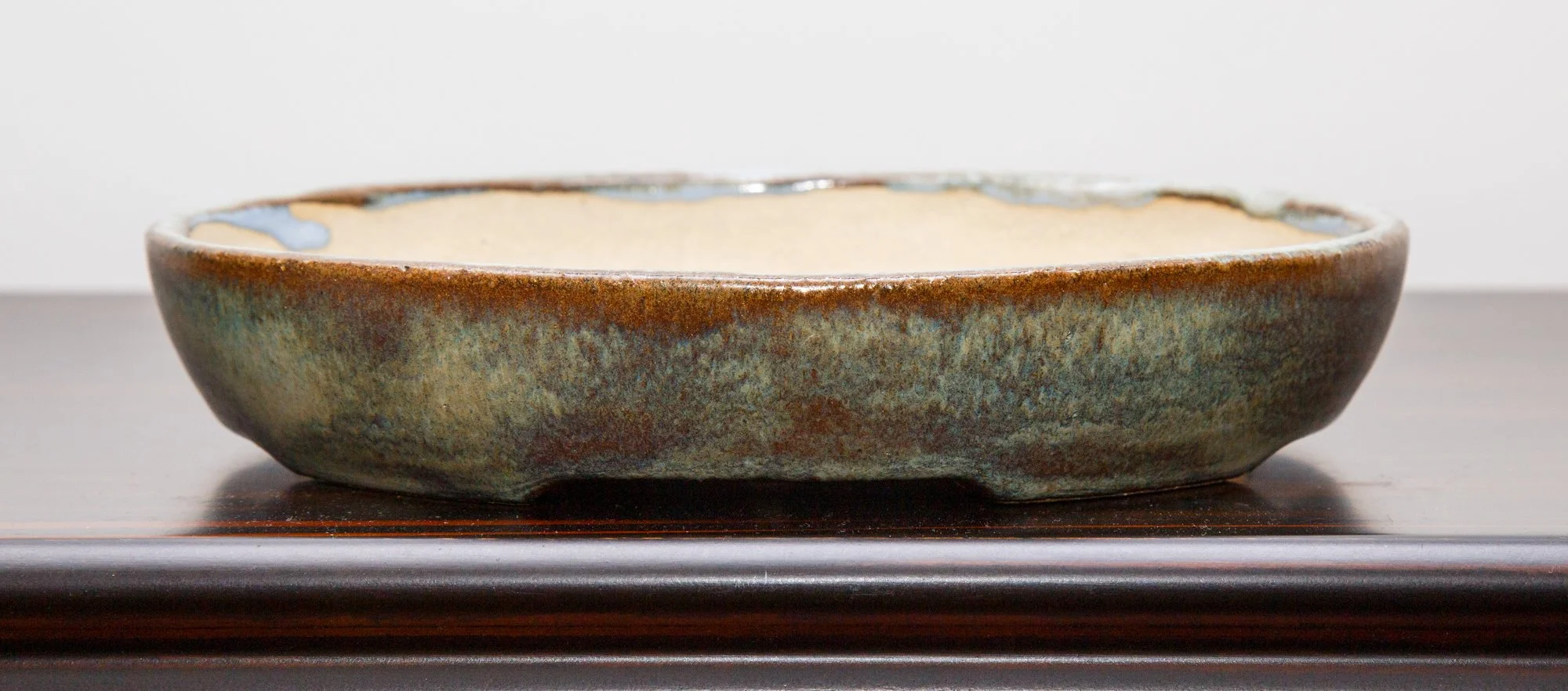 O063 21 x 17 x 4 cm 65