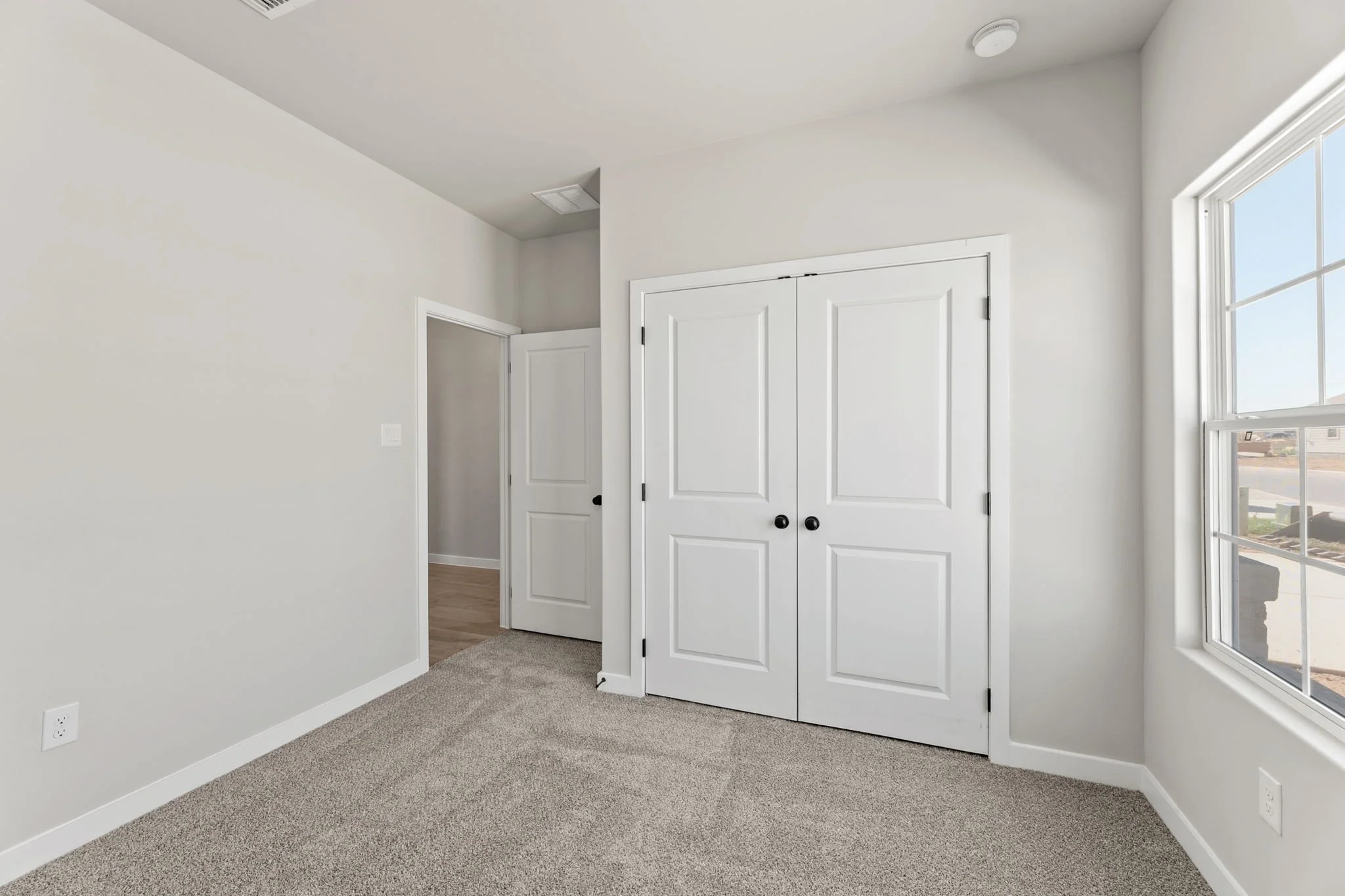 5-SQFT-4069.jpg