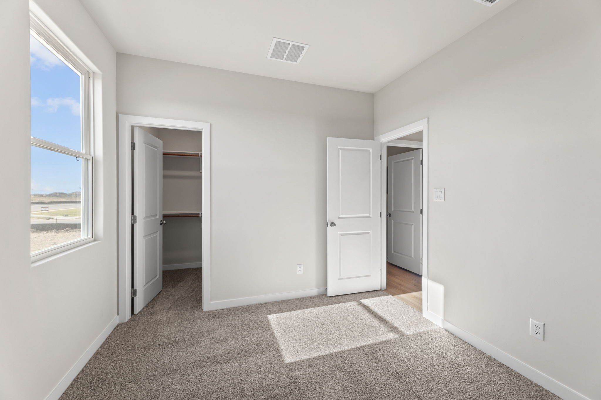 15-SQFT-7146.jpg