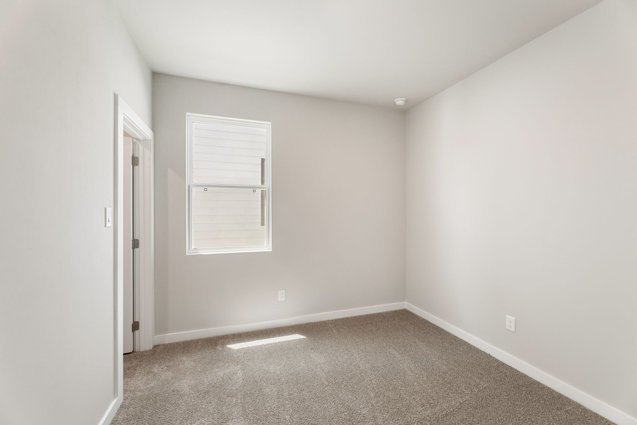 18-SQFT-0388.jpg
