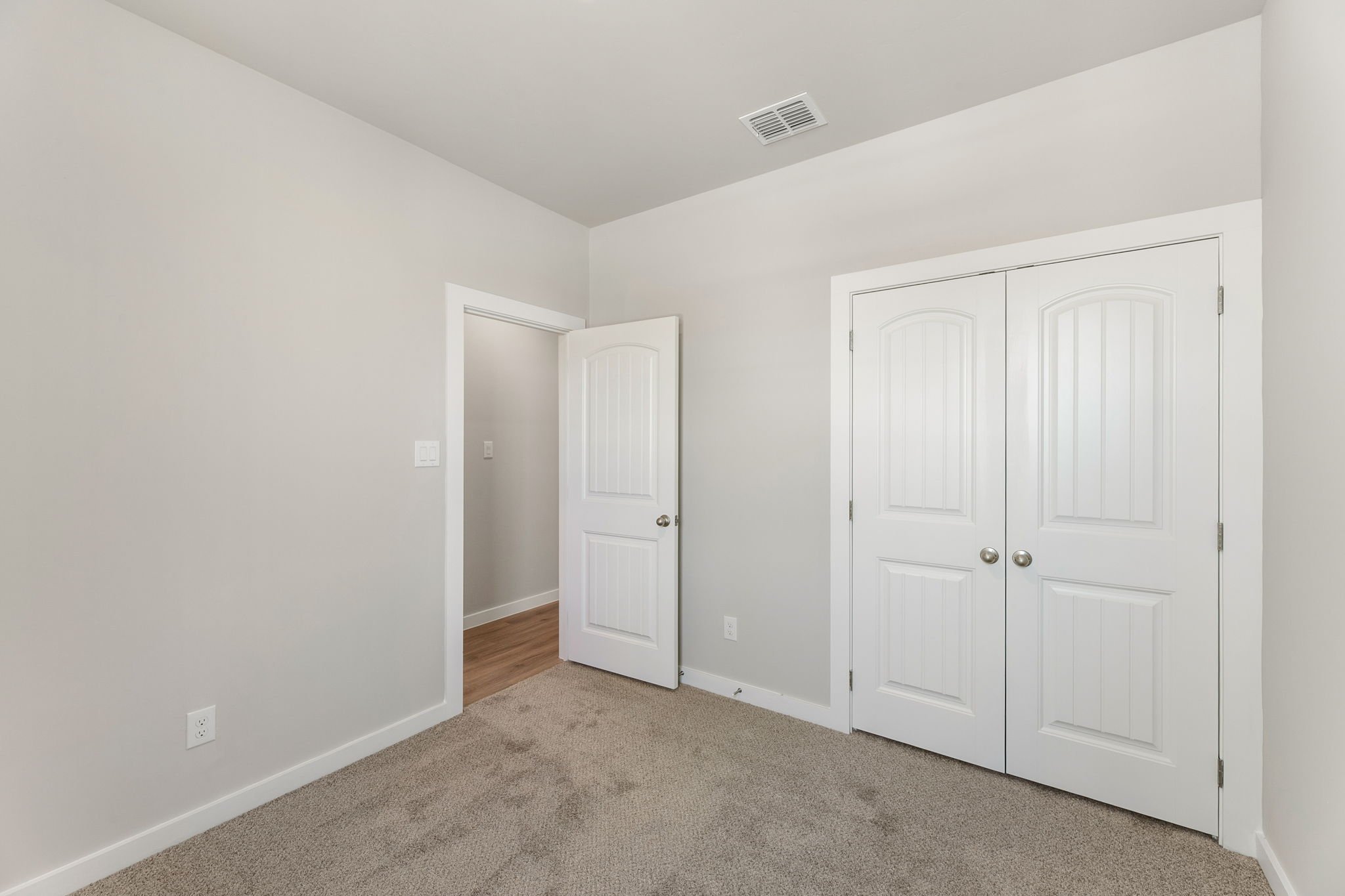 16-SQFT-0374.jpg
