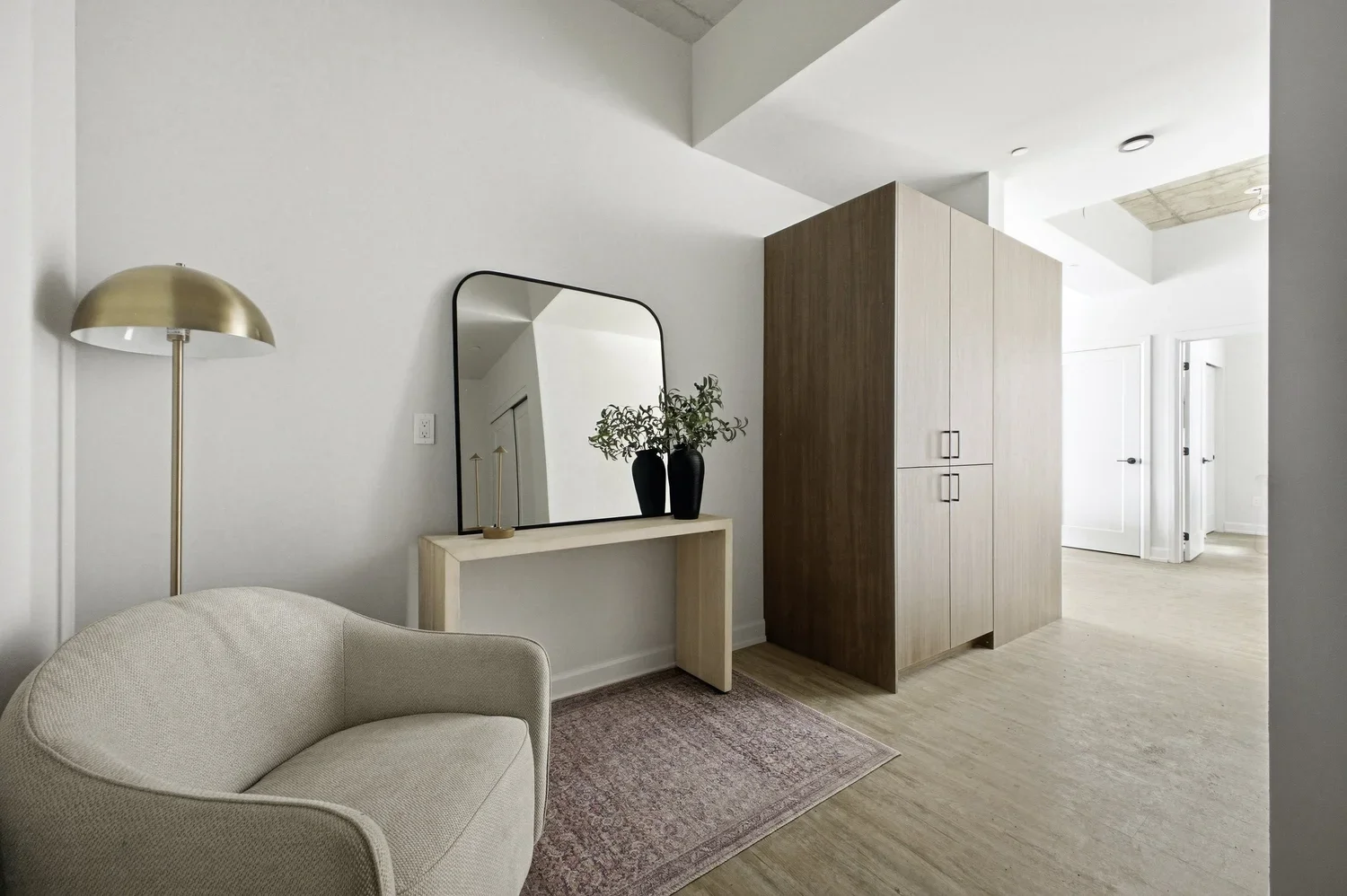 Bayview+Lofts+101+entry.jpg.webp