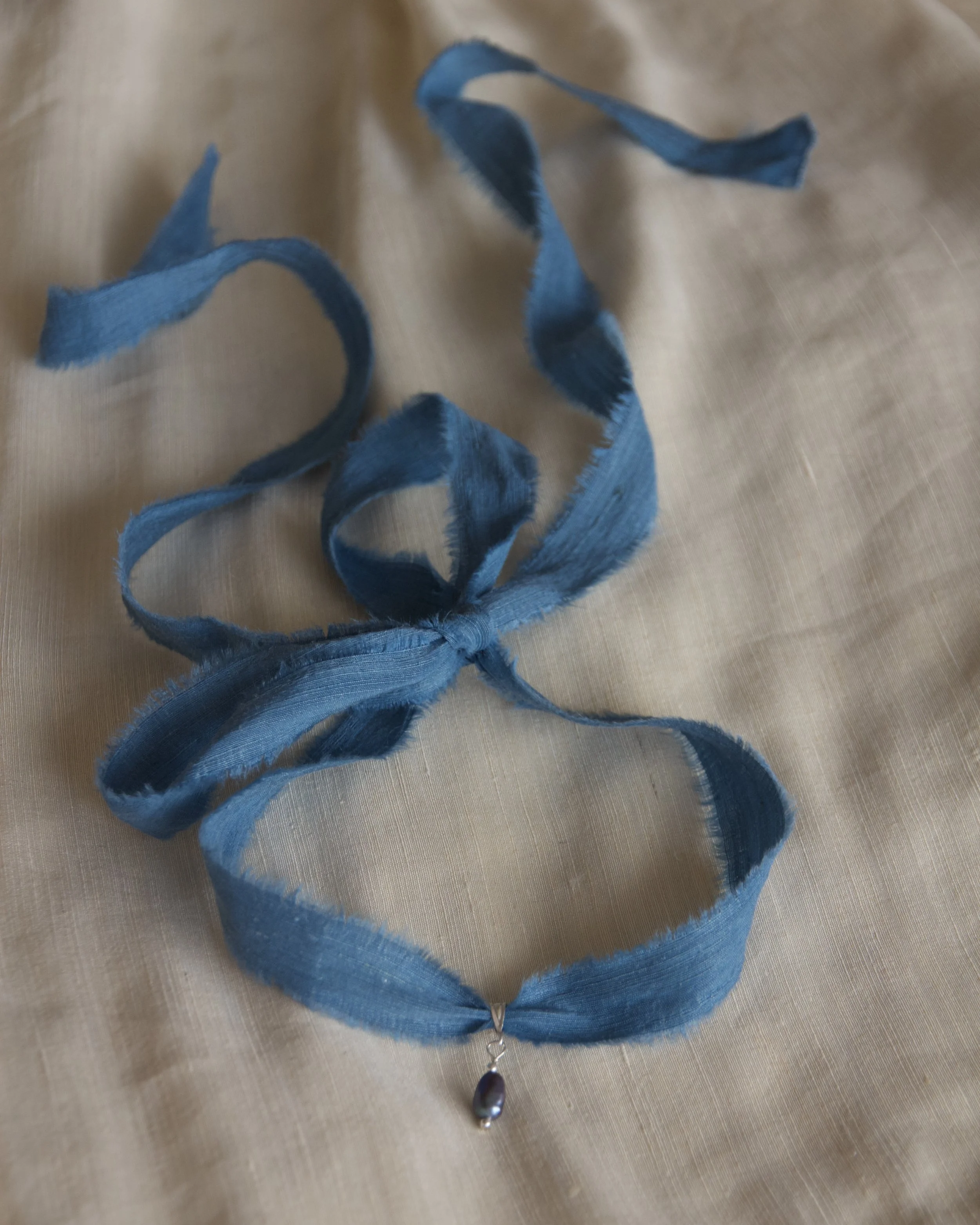 PEACOCK, FRESHWATER PEAR PENDANT, S925