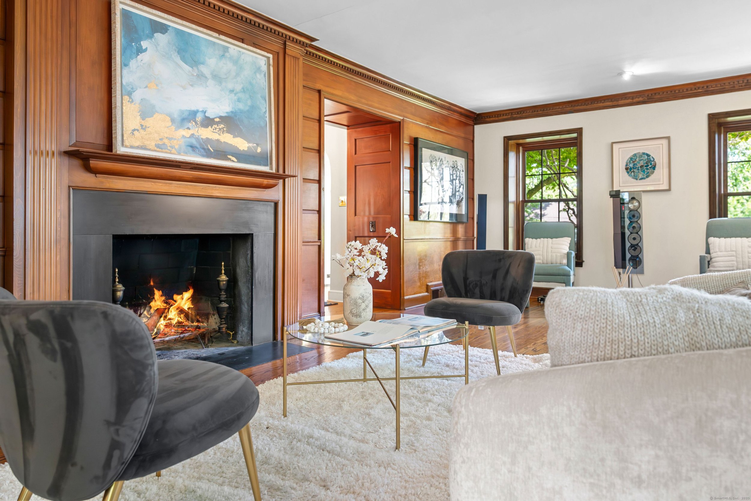 330 Emery Dr, Stamford, CT