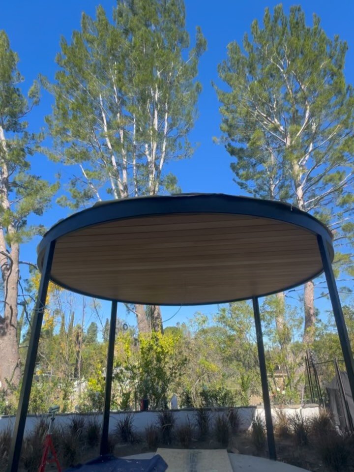 Just wrapped up this metal frame patio cover with white oak T&amp;G underneath. Solid build and clean finish.
.
.
.
.
#wood#losangeles#weld#woodworking#carpentry