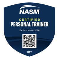 Insignia de certificado para entrenadores personales de NASM, con fecha de vencimiento 6 de mayo de 2026 y código QR.