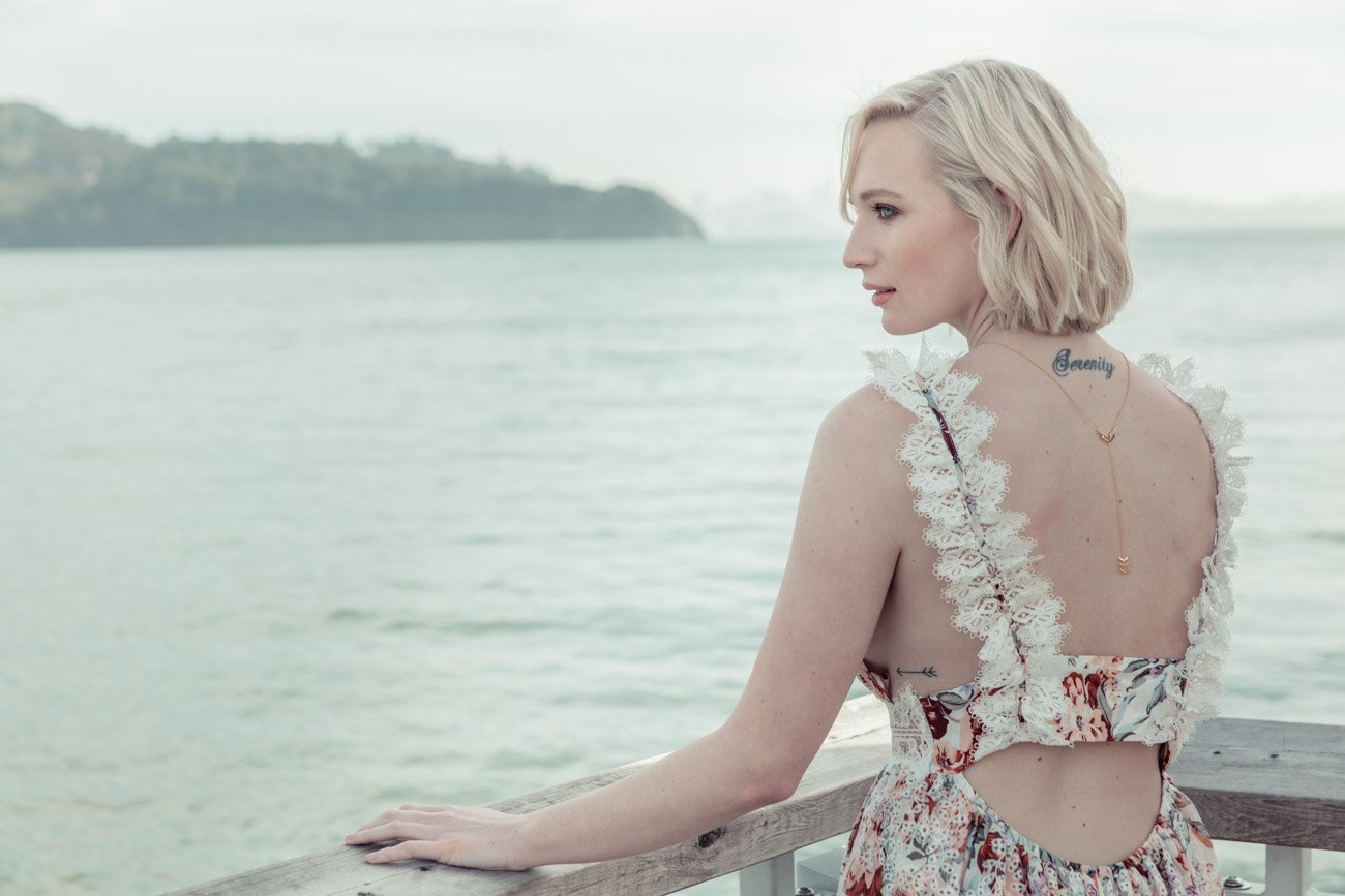 Outdoor portrait shoot on the bay in Tiburon California, lifestyle photography by Marc Olivier Le Blanc