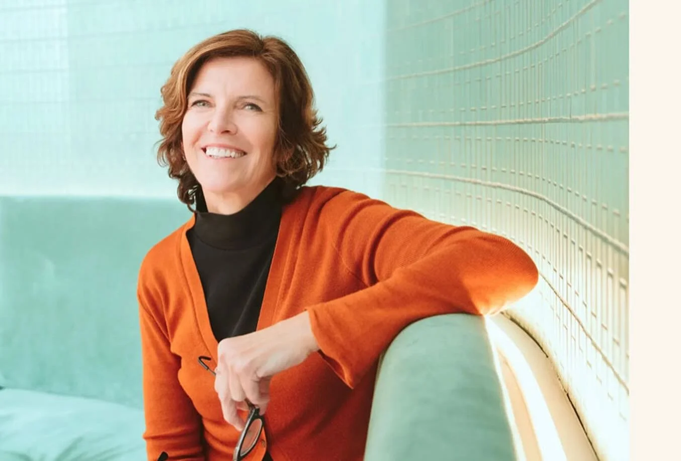 Portraits of architect Jeanne Gang - MacArthur Fellow, Studio Gang founder - photographed for editorial use and placed on Nieuwe Instituut, Rotterdam, The Harvard Gazette and University of Illinois. 
Link in bio.
#editorialphotography #portraitphotog
