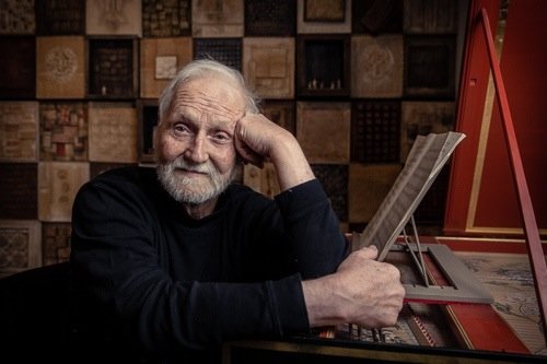 Ronald Chase in his San Francisco painting studio — portrait photographer Marc Olivier Le Blanc, Bay Area