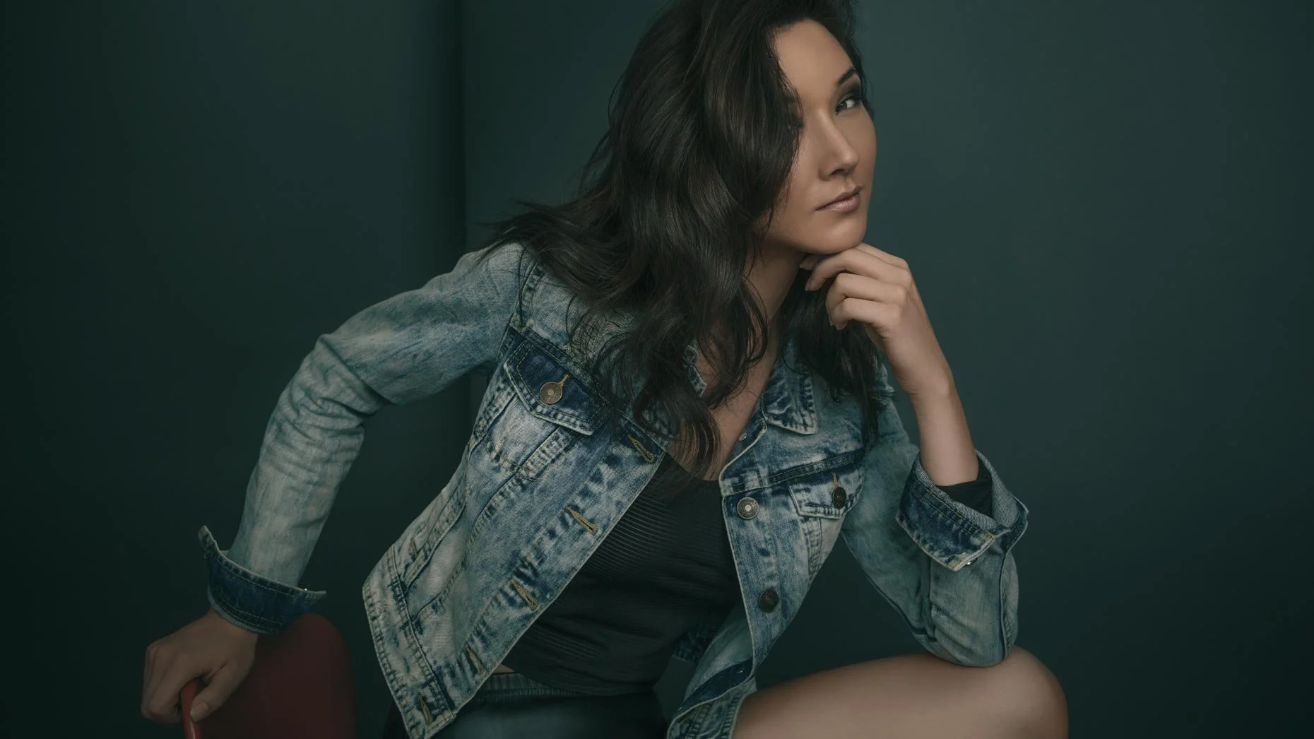 Commercial fashion portrait in the Mission District, San Francisco, produced by Marc Olivier Le Blanc