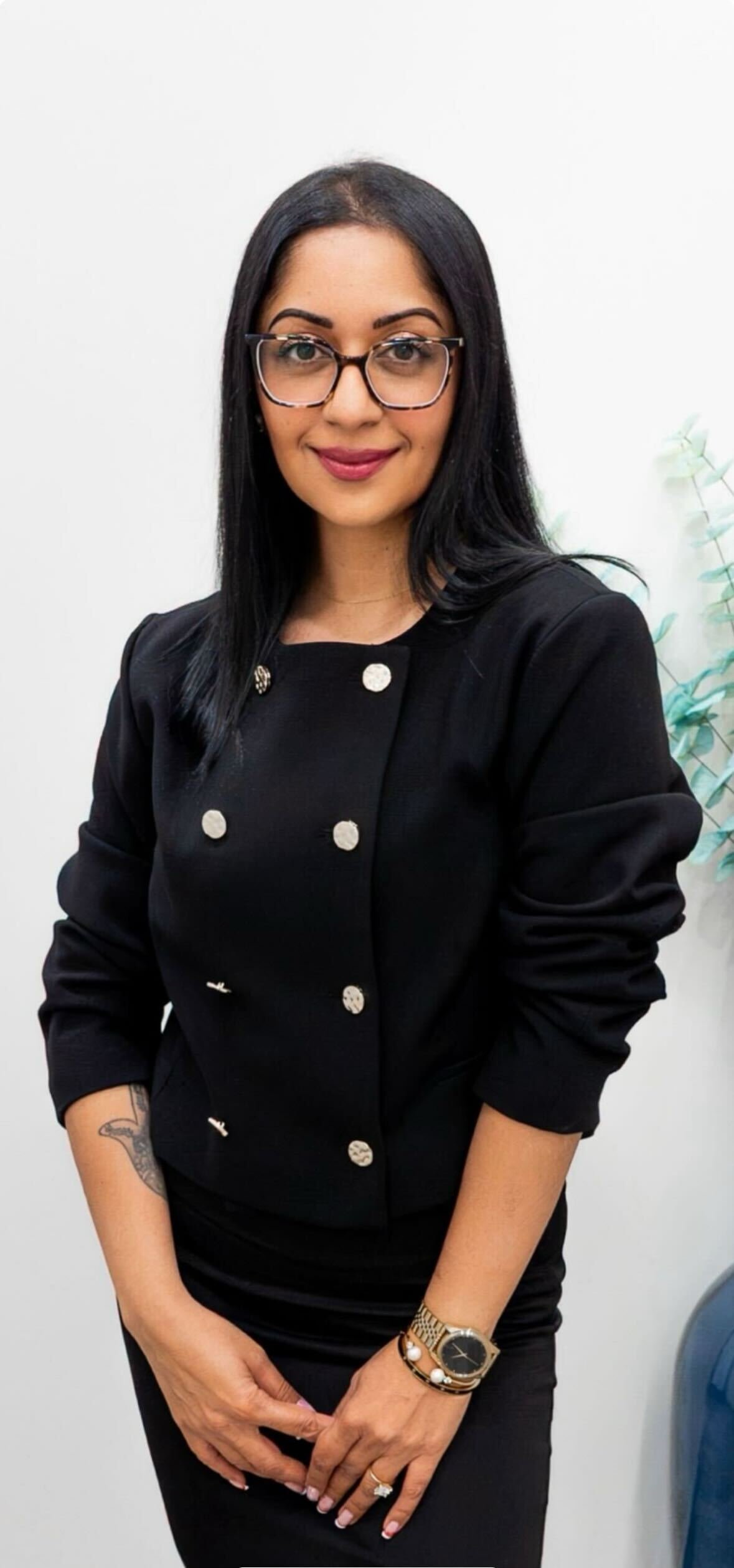 pooja_luna_dental_astoria