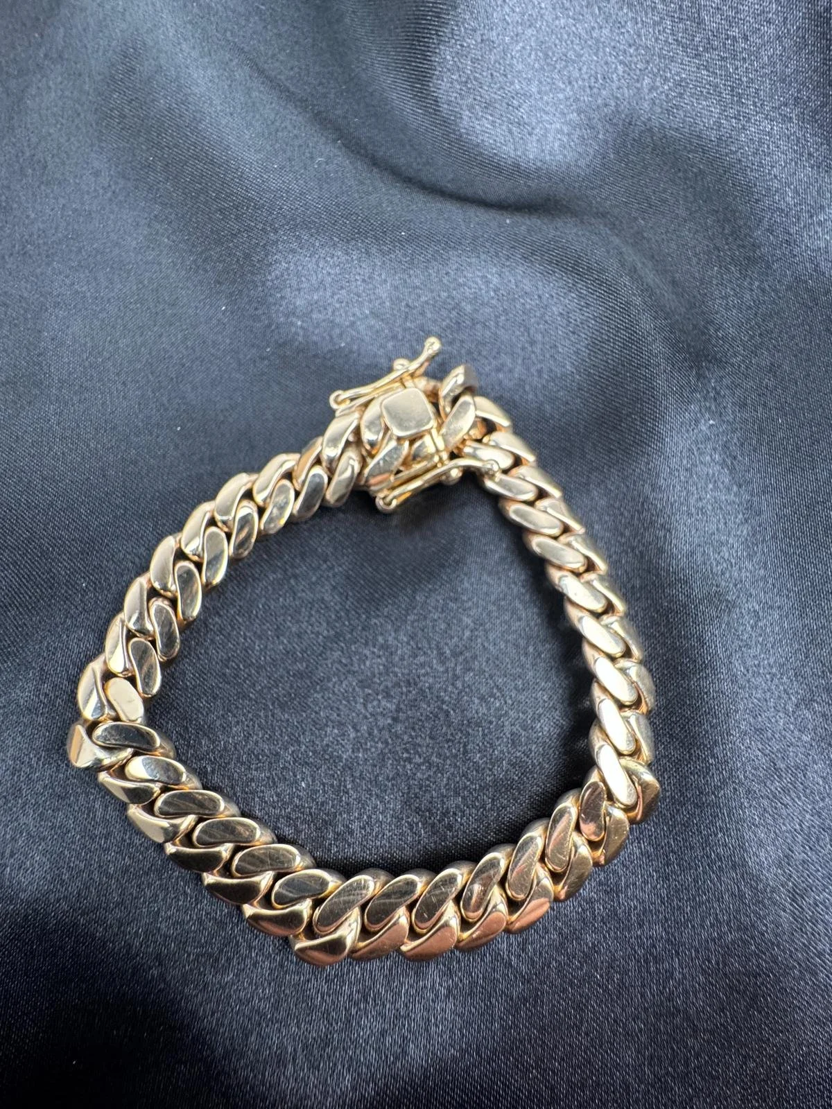 10k Cuban link bracelet
