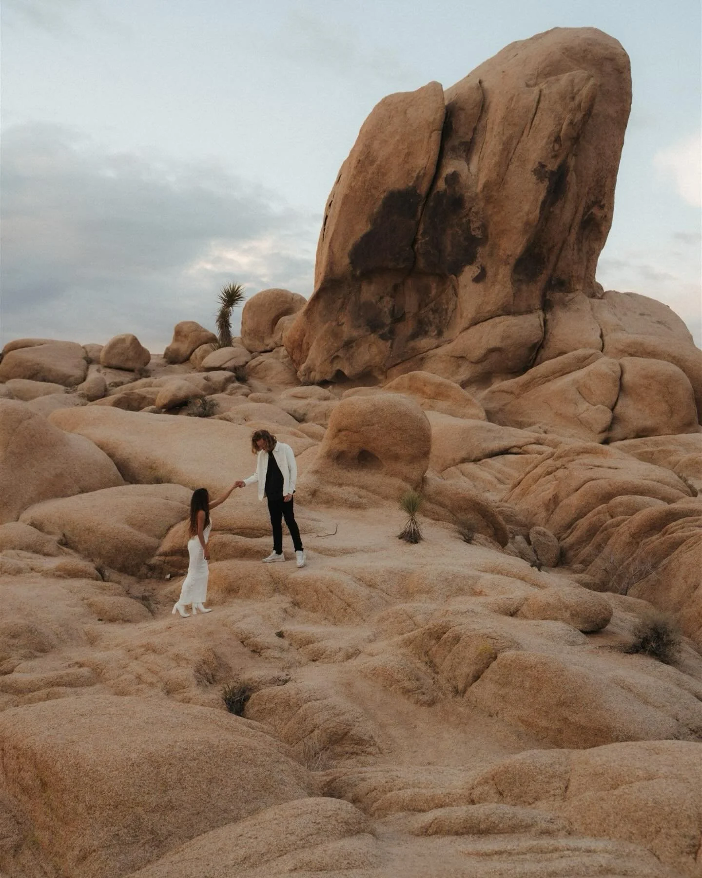 Good old desert fun. We spent a morning in Joshua Tree creating art with friends, and these are a few of our favorites from that session. It was such a memorable trip hiking, creating, and connecting. If you&rsquo;re planning a destination elopement 