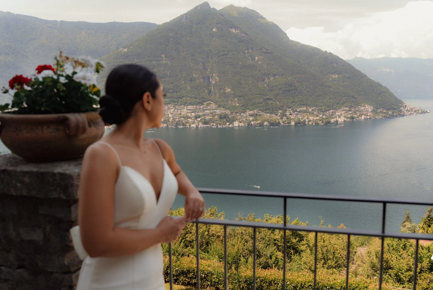 Summer wedding in Lake Como Italy-14.jpg