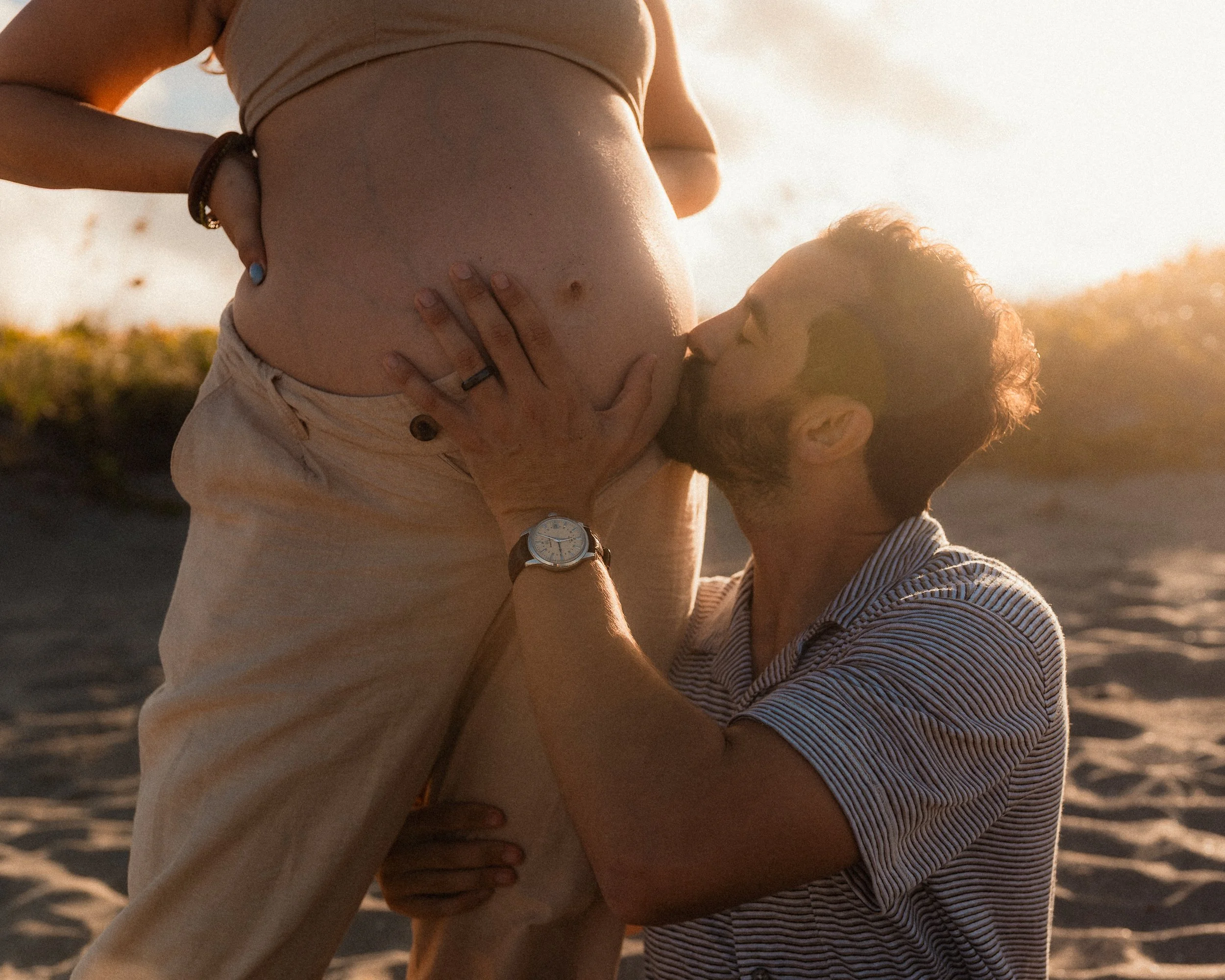 Maternity session on the beach-27.jpg
