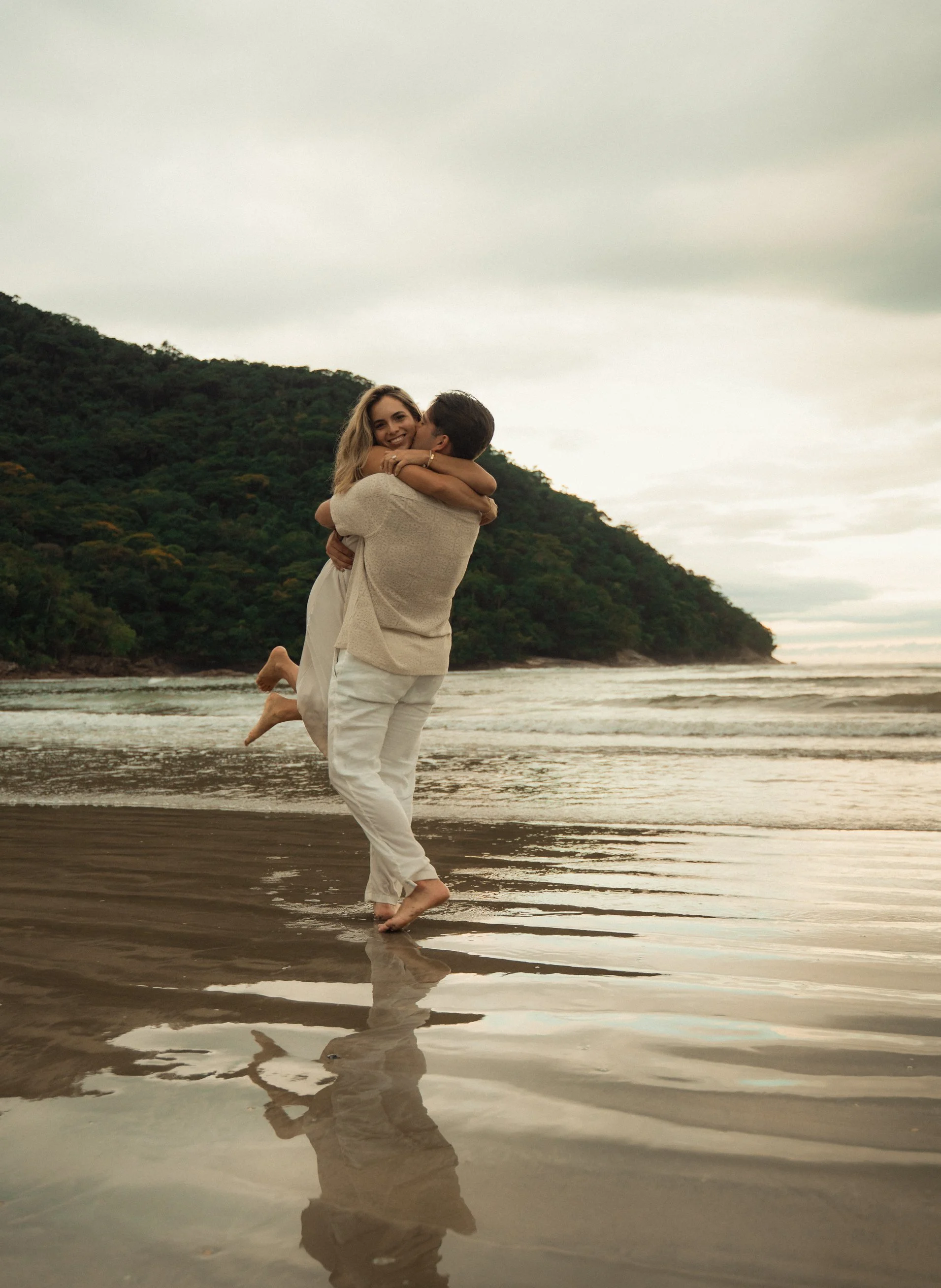 Sunrise proposal in Brazil of Miami couple-8.jpg