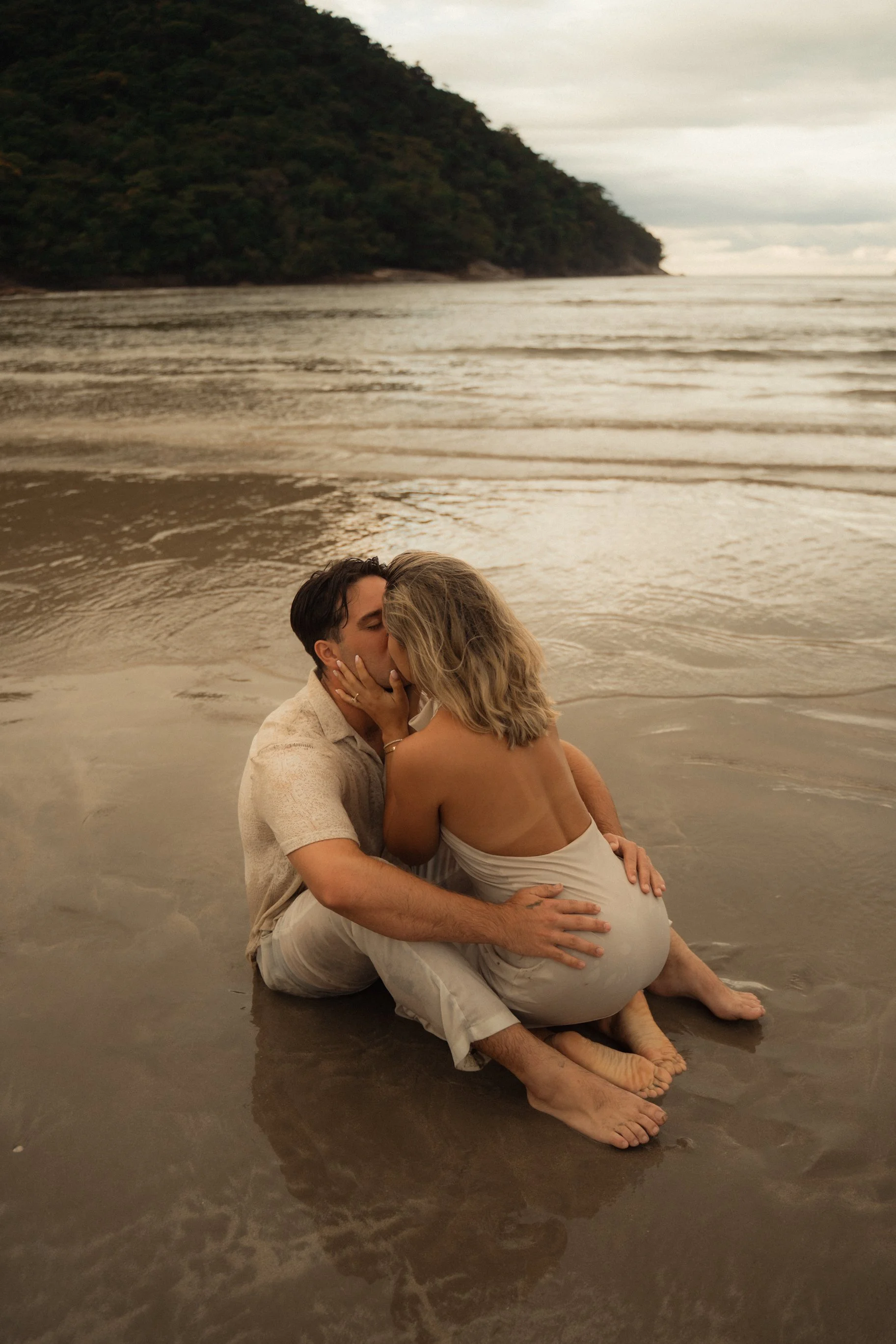 Sunrise proposal in Brazil of Miami couple-26.jpg