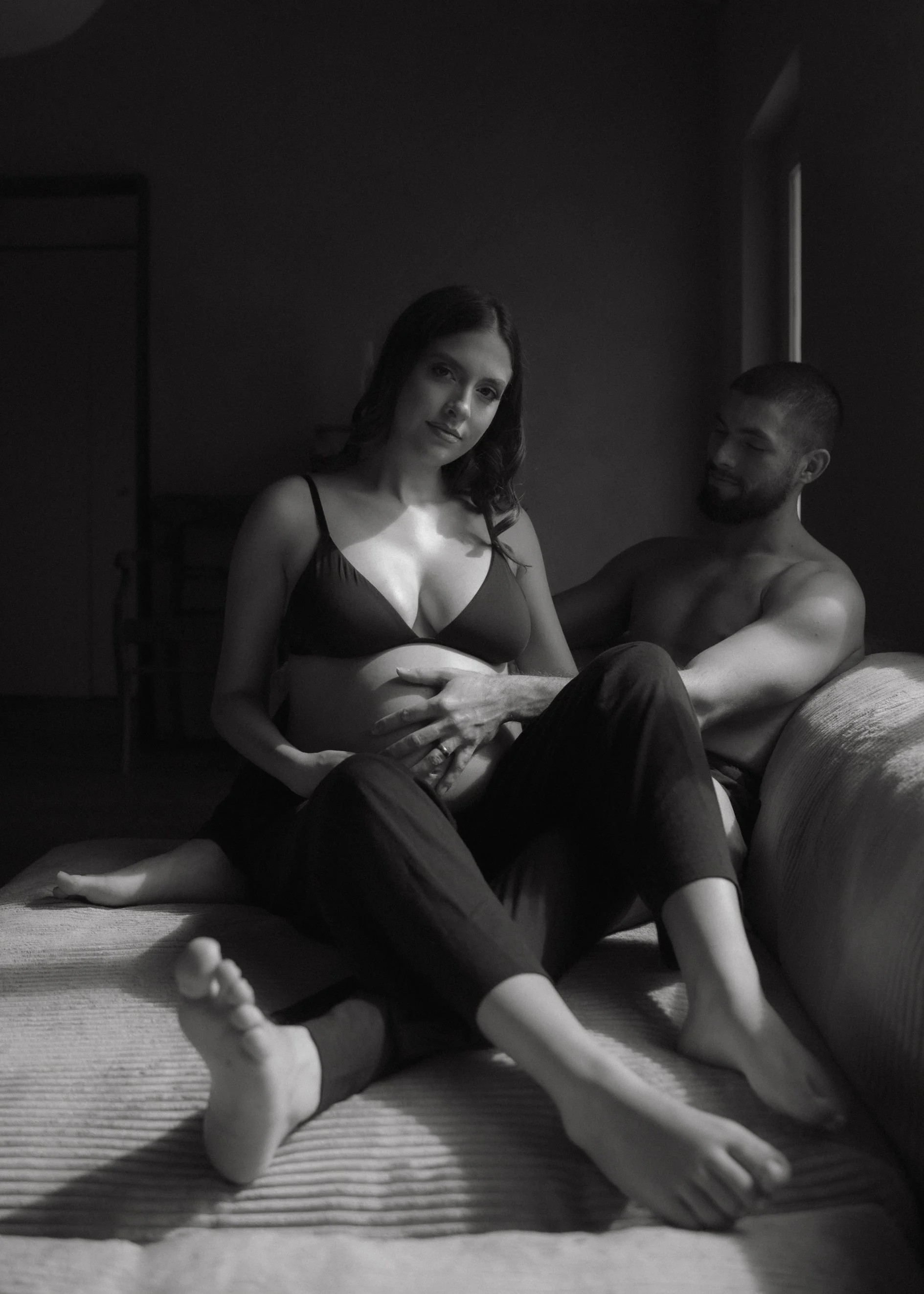 Maternity session at the Casa Ishi studio in miami-1.jpg
