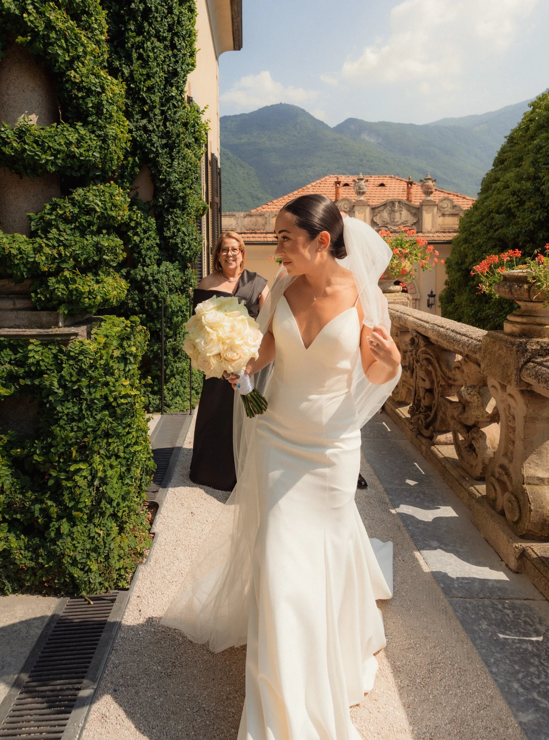 Summer wedding in Lake Como Italy-22.jpg