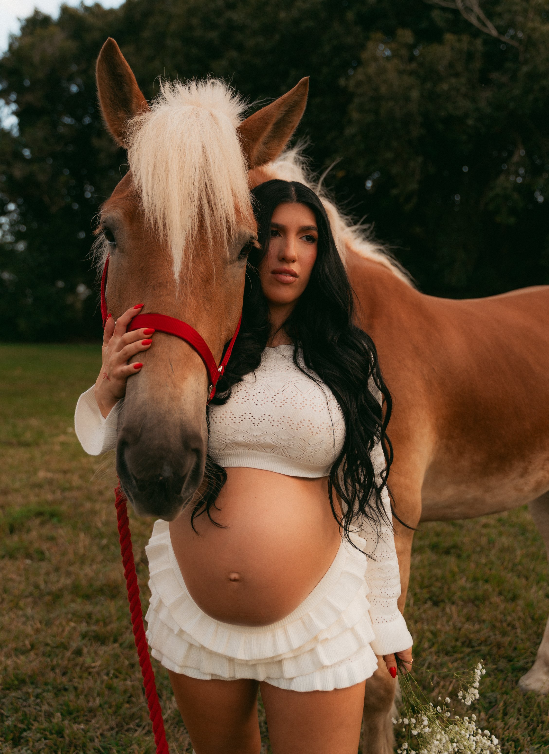 Western Maternity Session with Horse in Miami -19.jpg